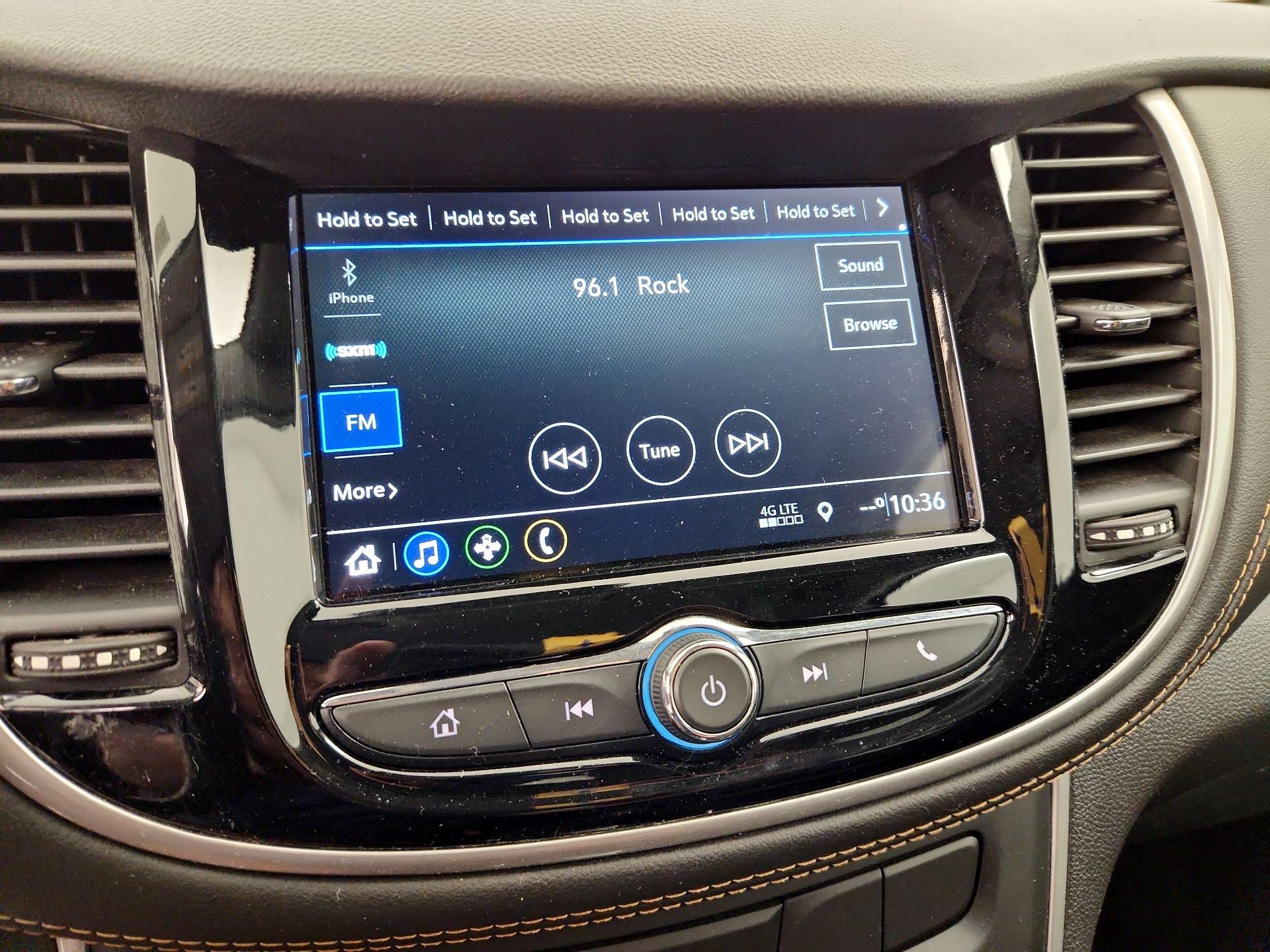 Thumbnail: 2019 Chevrolet Trax - 15