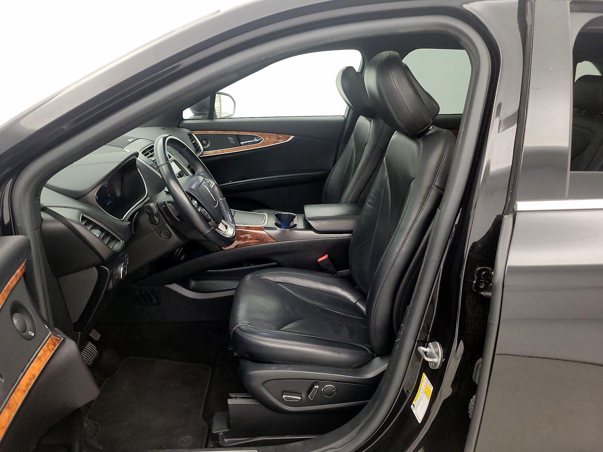 Thumbnail: 2020 Lincoln Nautilus - 11