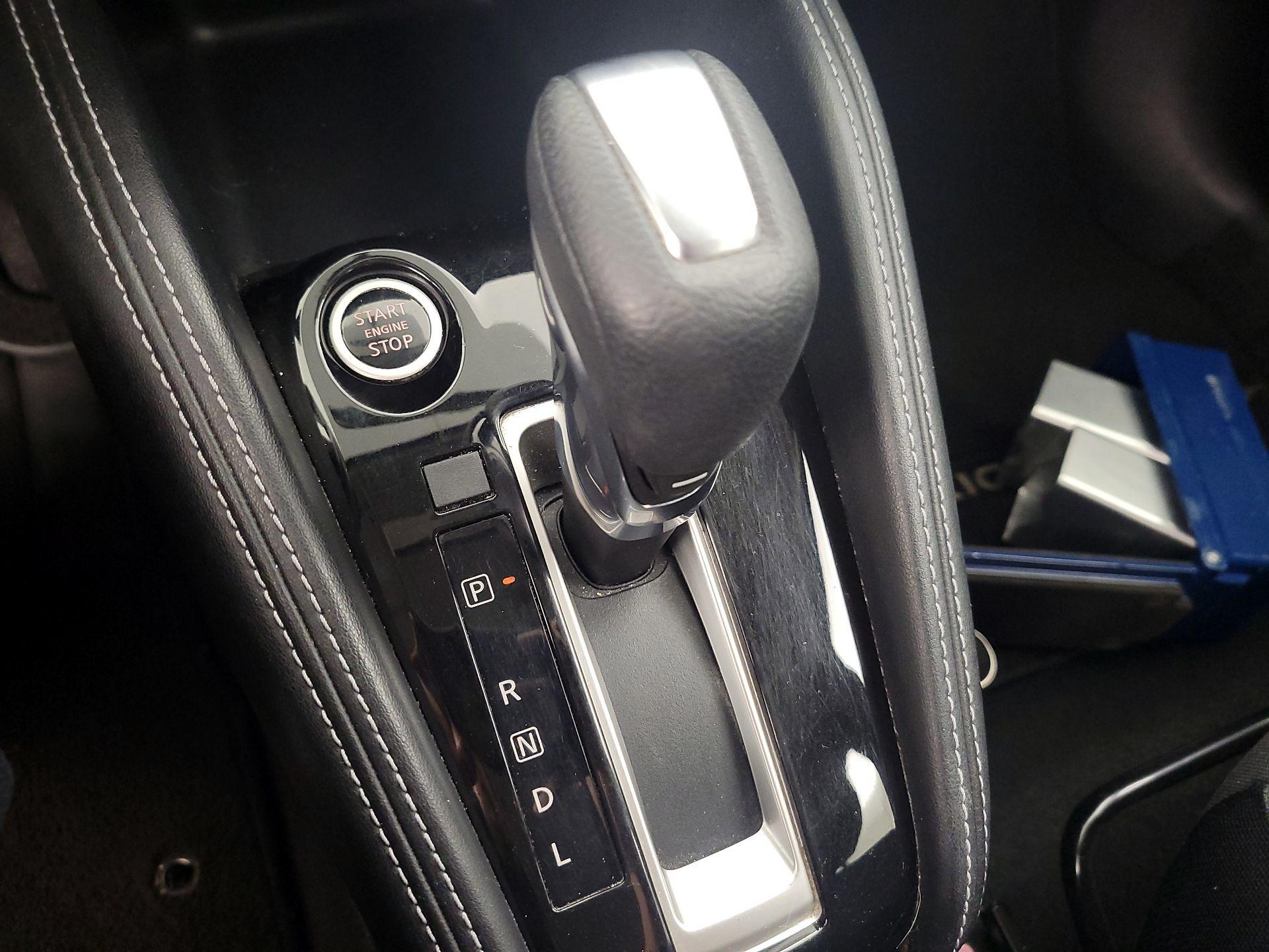 Thumbnail: 2019 Nissan Kicks - 17