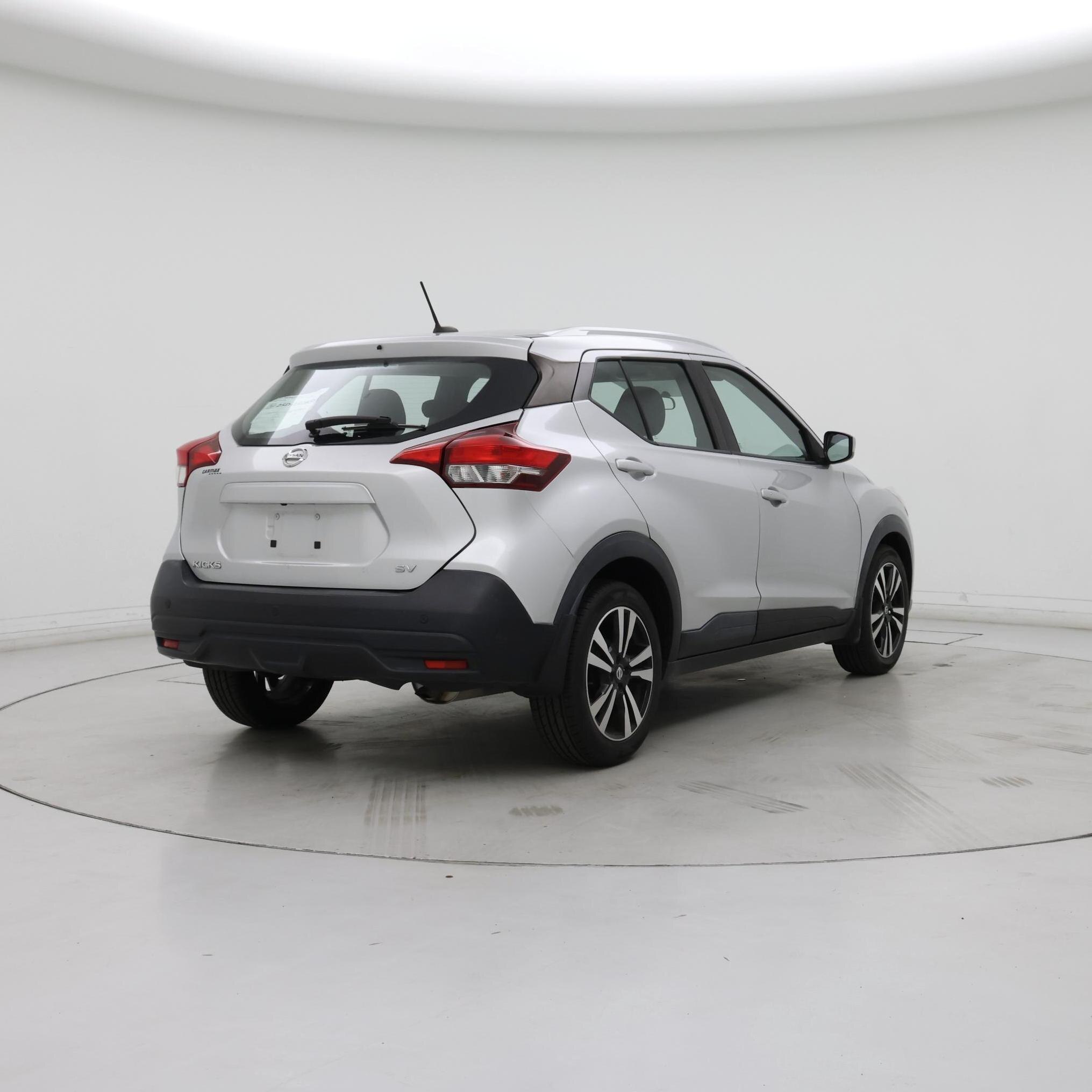 Thumbnail: 2019 Nissan Kicks - 8