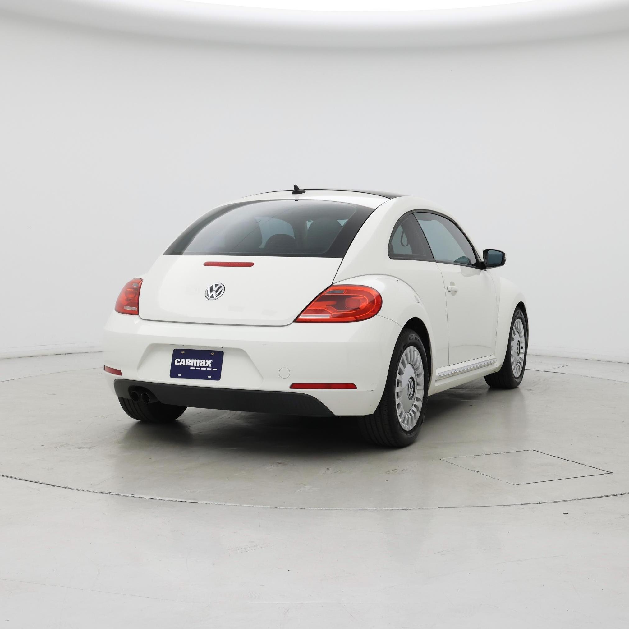 Thumbnail: 2014 Volkswagen Beetle - 8