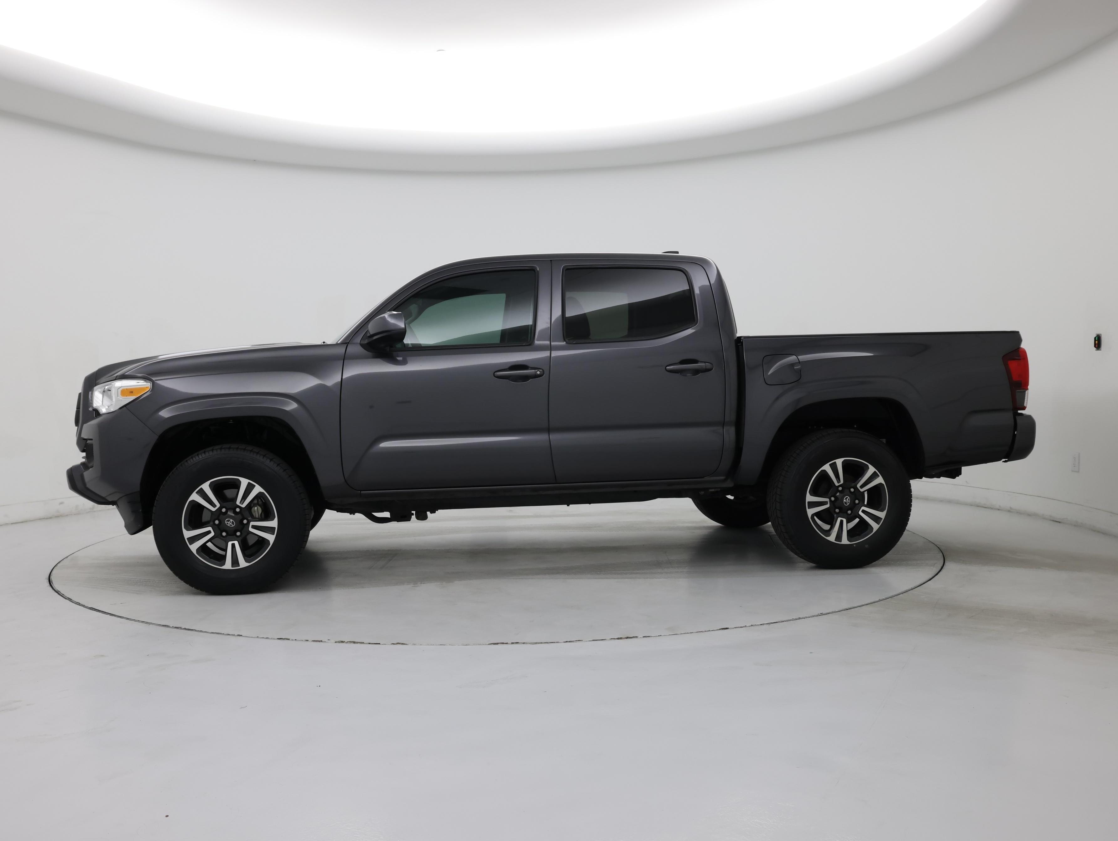 Thumbnail: 2023 Toyota Tacoma - 3
