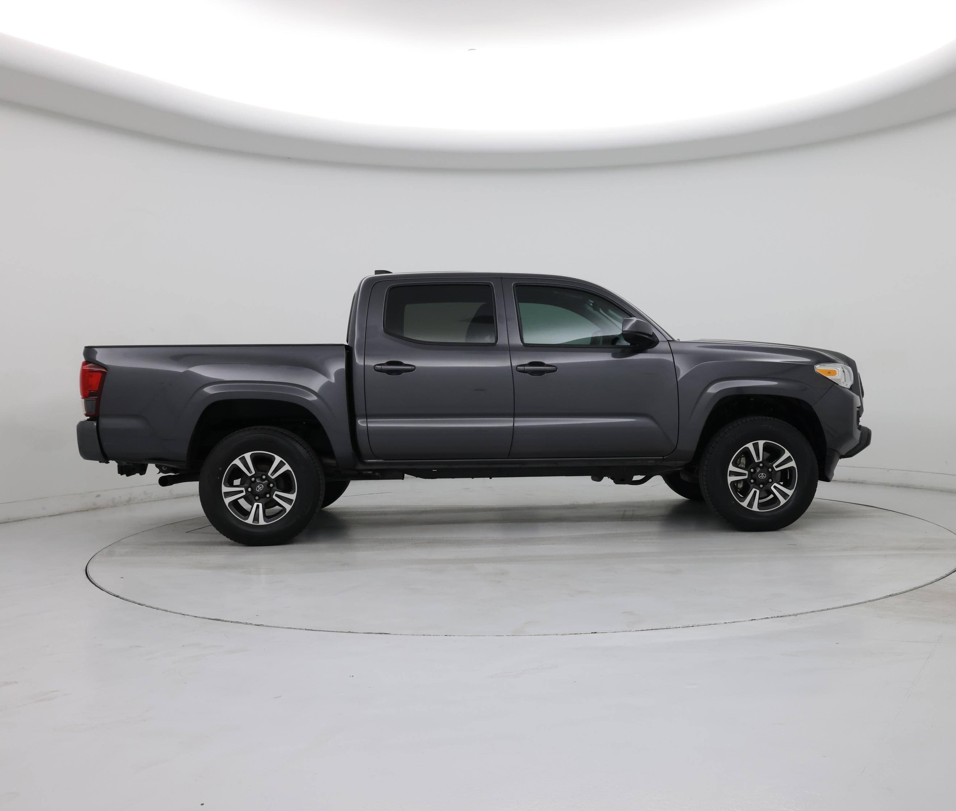 Thumbnail: 2023 Toyota Tacoma - 7