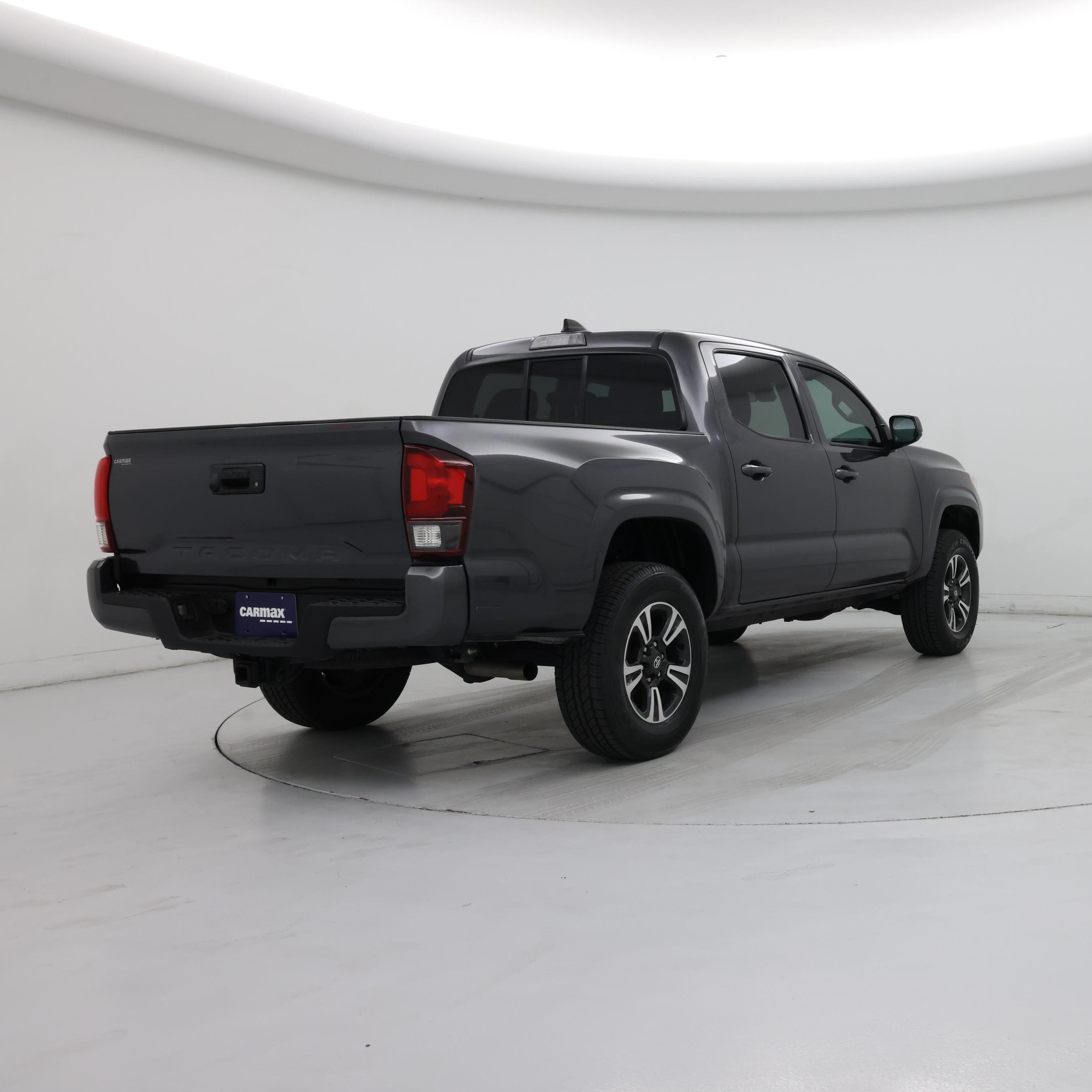 Thumbnail: 2023 Toyota Tacoma - 8