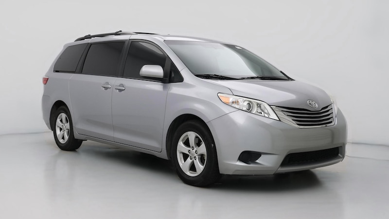 2017 Toyota Sienna LE Hero Image