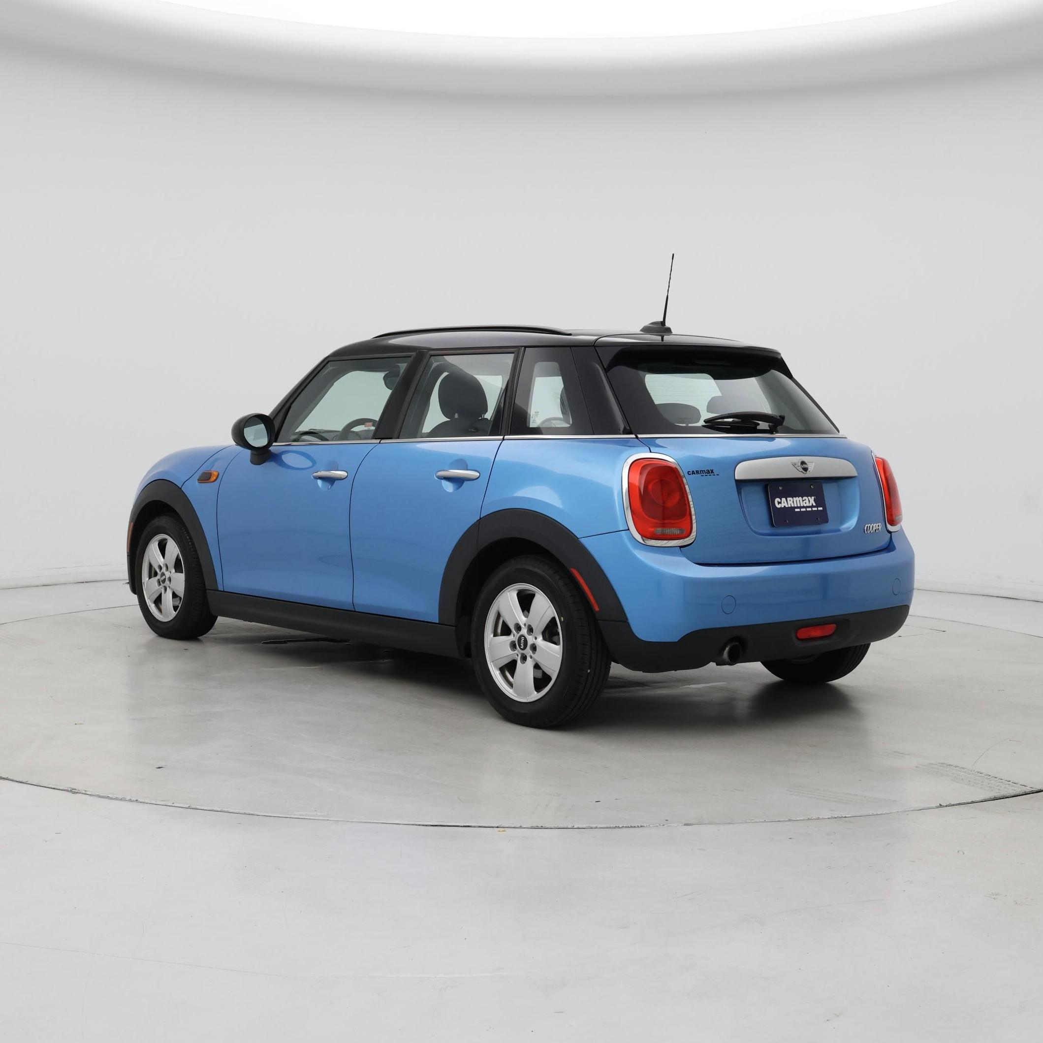 Thumbnail: 2015 MINI Cooper Hardtop - 2