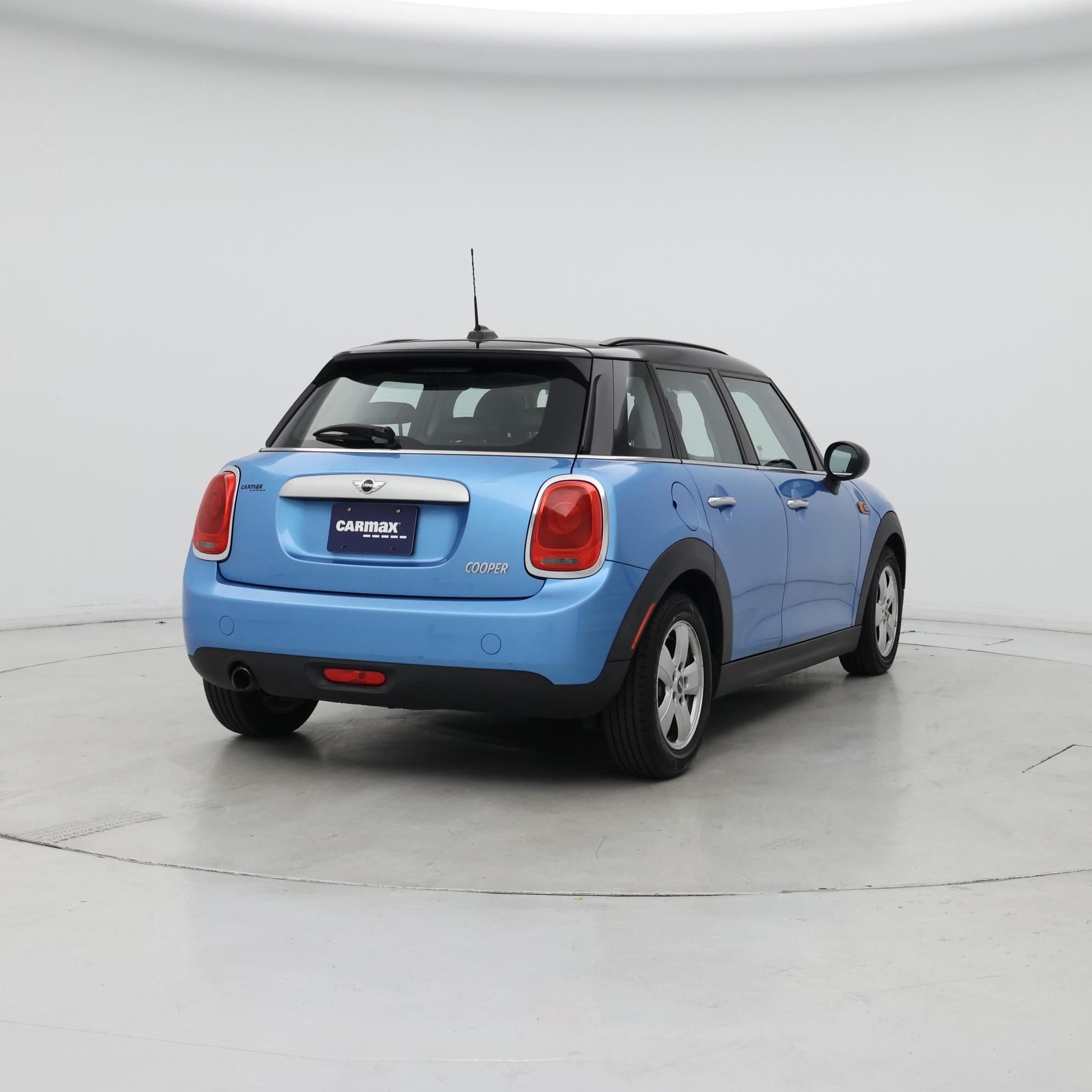Thumbnail: 2015 MINI Cooper Hardtop - 8
