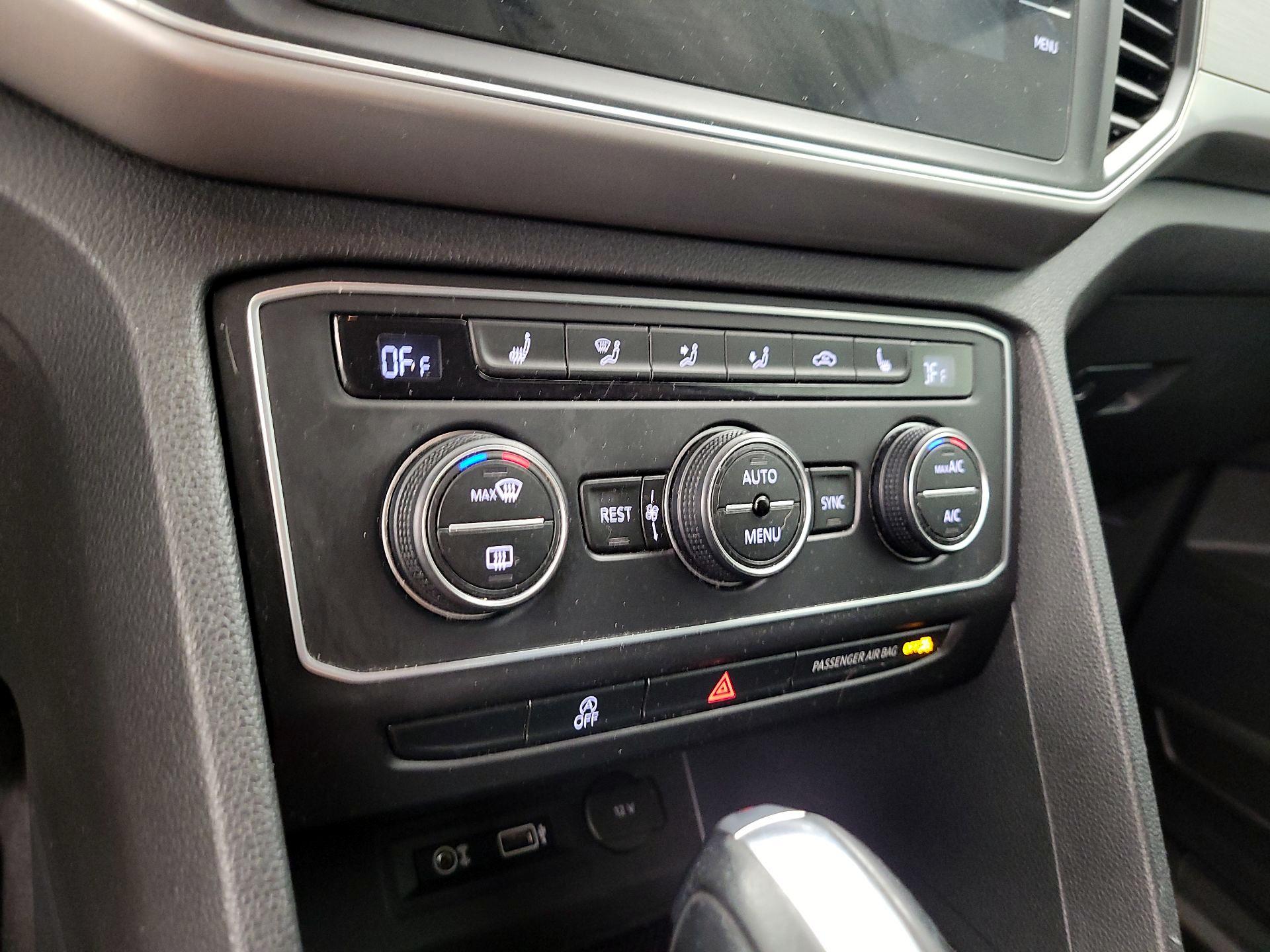 Thumbnail: 2019 Volkswagen Atlas - 16