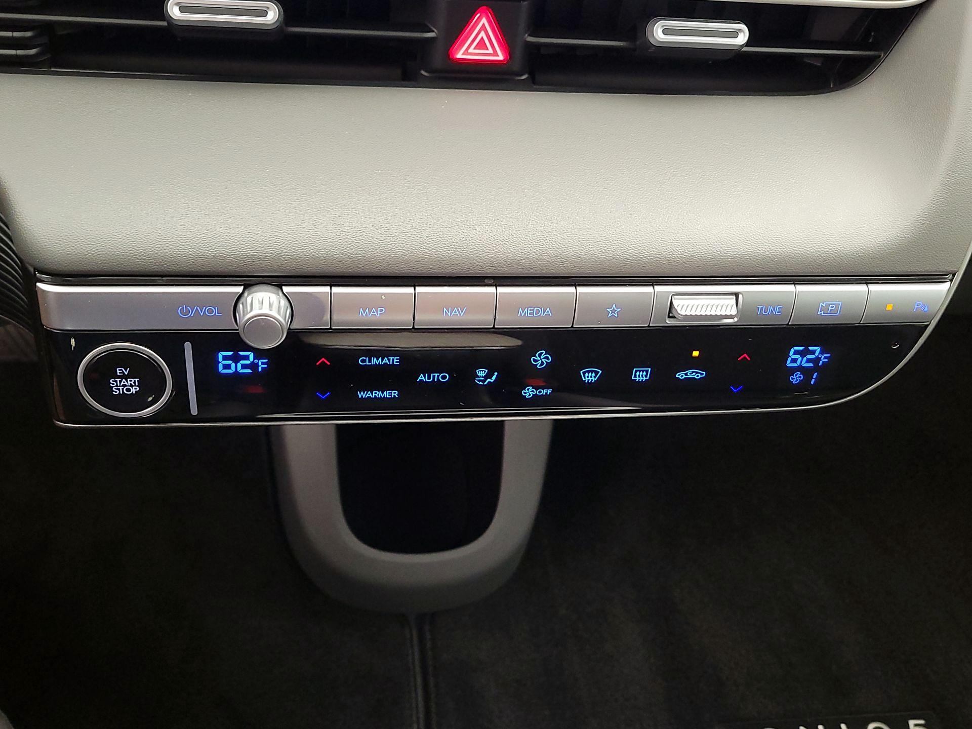 Thumbnail: 2023 Hyundai Ioniq 5 - 17