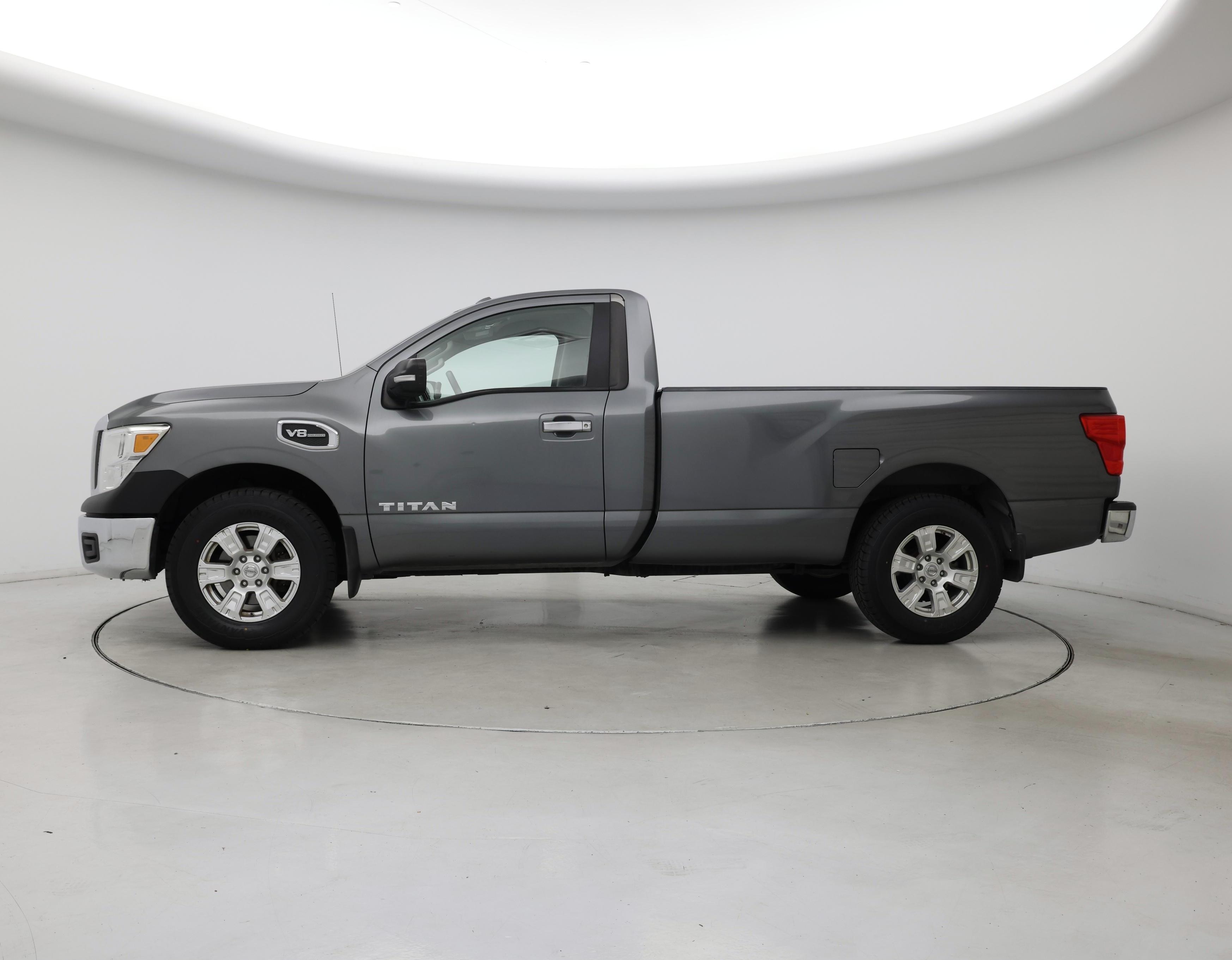 Thumbnail: 2017 Nissan Titan - 3