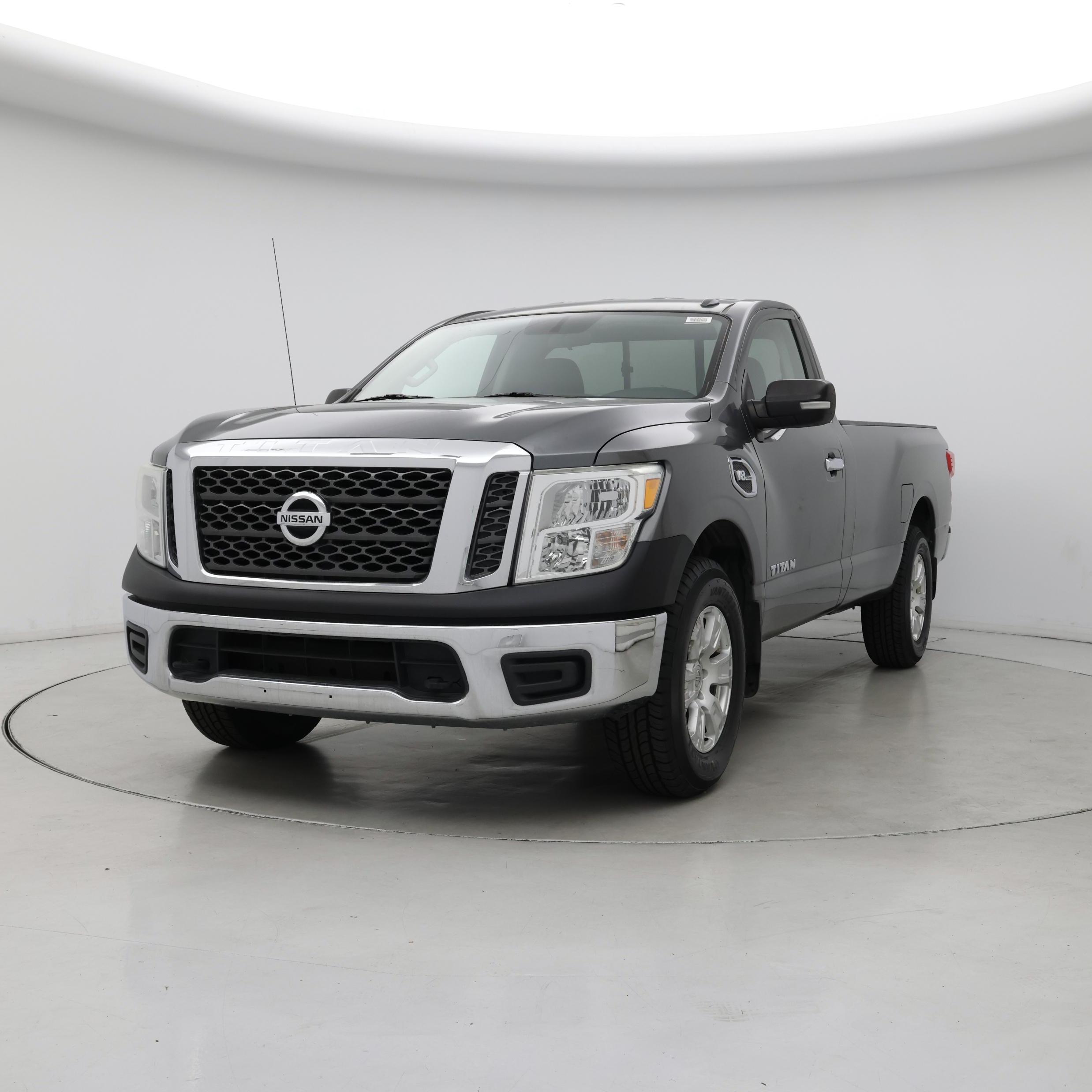 Thumbnail: 2017 Nissan Titan - 4