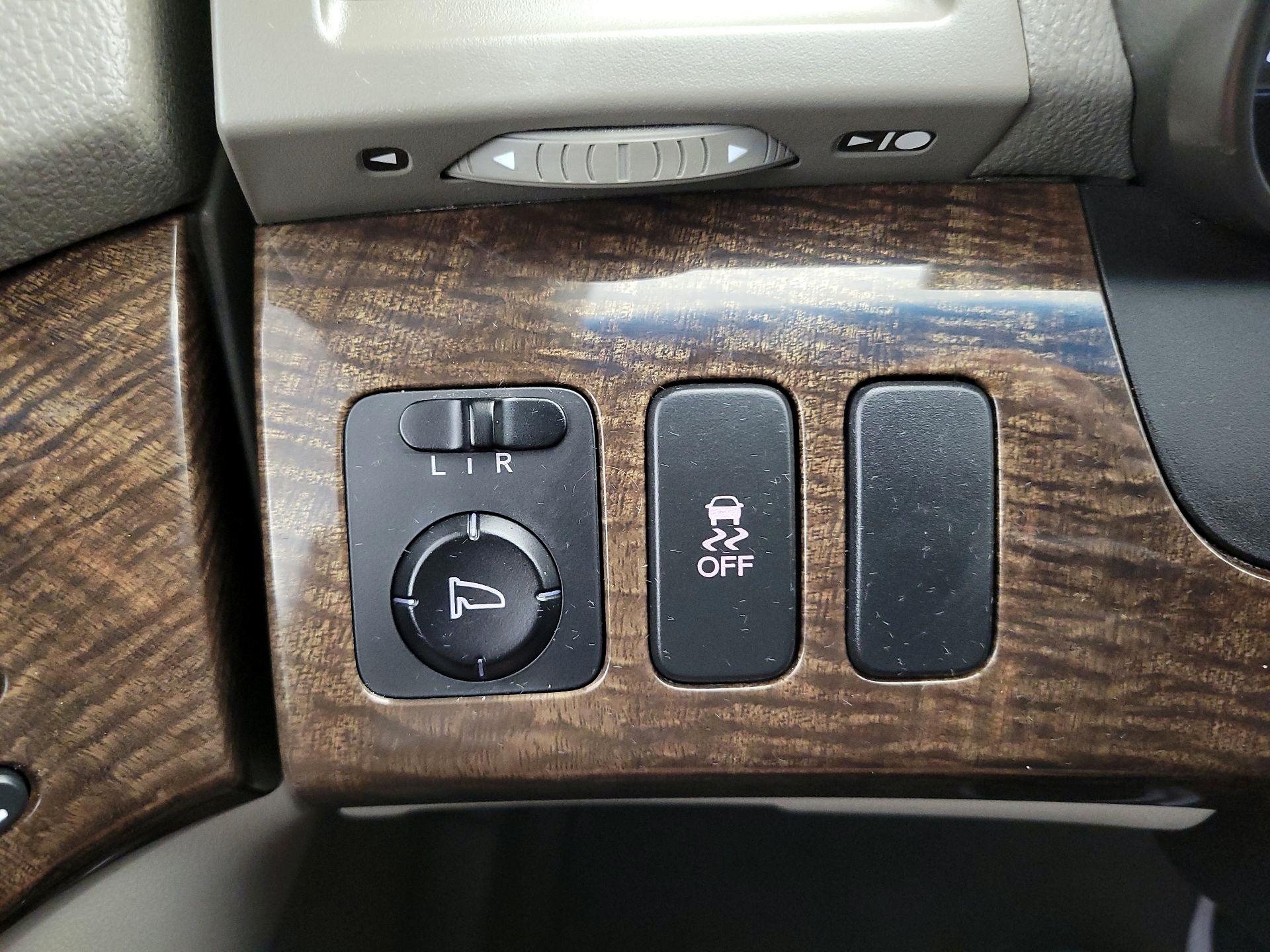 Thumbnail: 2013 Acura MDX - 13