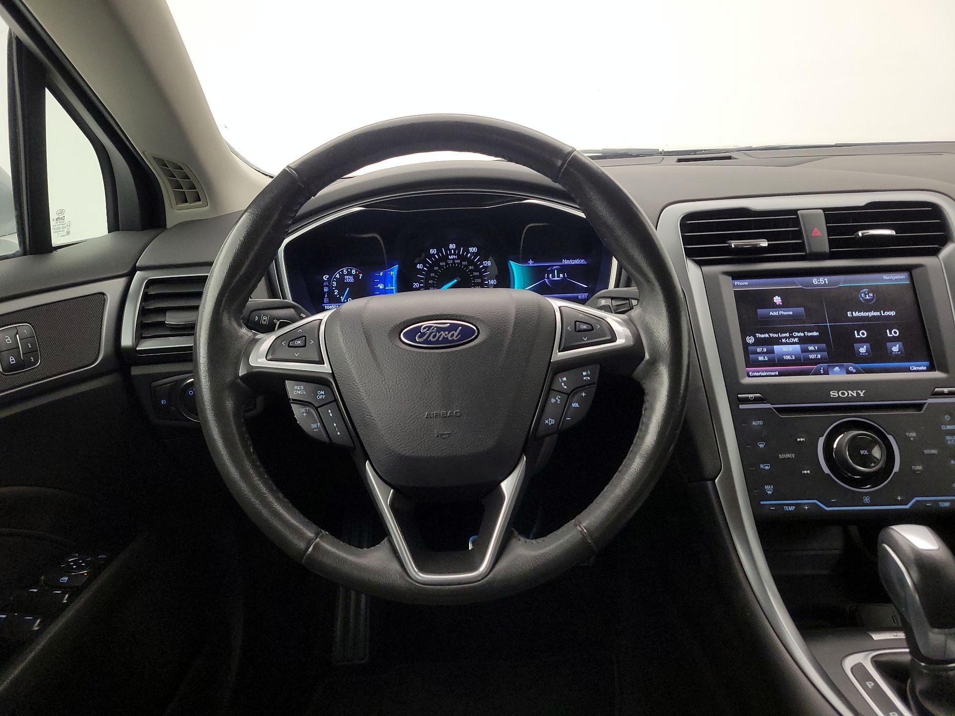 Thumbnail: 2013 Ford Fusion - 10