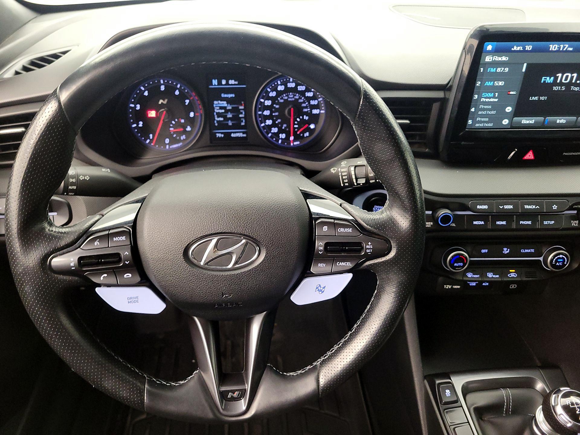 Thumbnail: 2019 Hyundai Veloster - 10