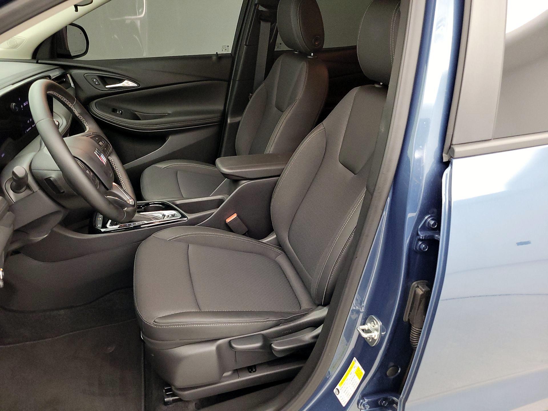 Thumbnail: 2025 Buick Encore GX - 11