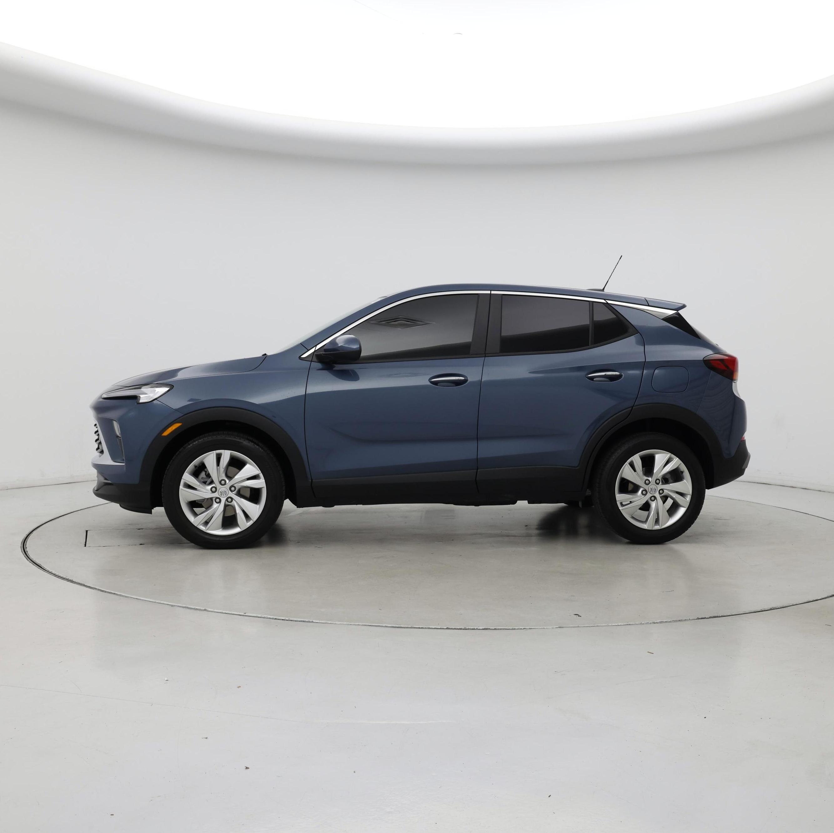Thumbnail: 2025 Buick Encore GX - 3