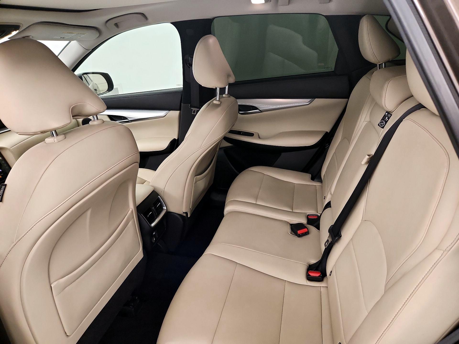 Thumbnail: 2019 INFINITI QX50 - 20