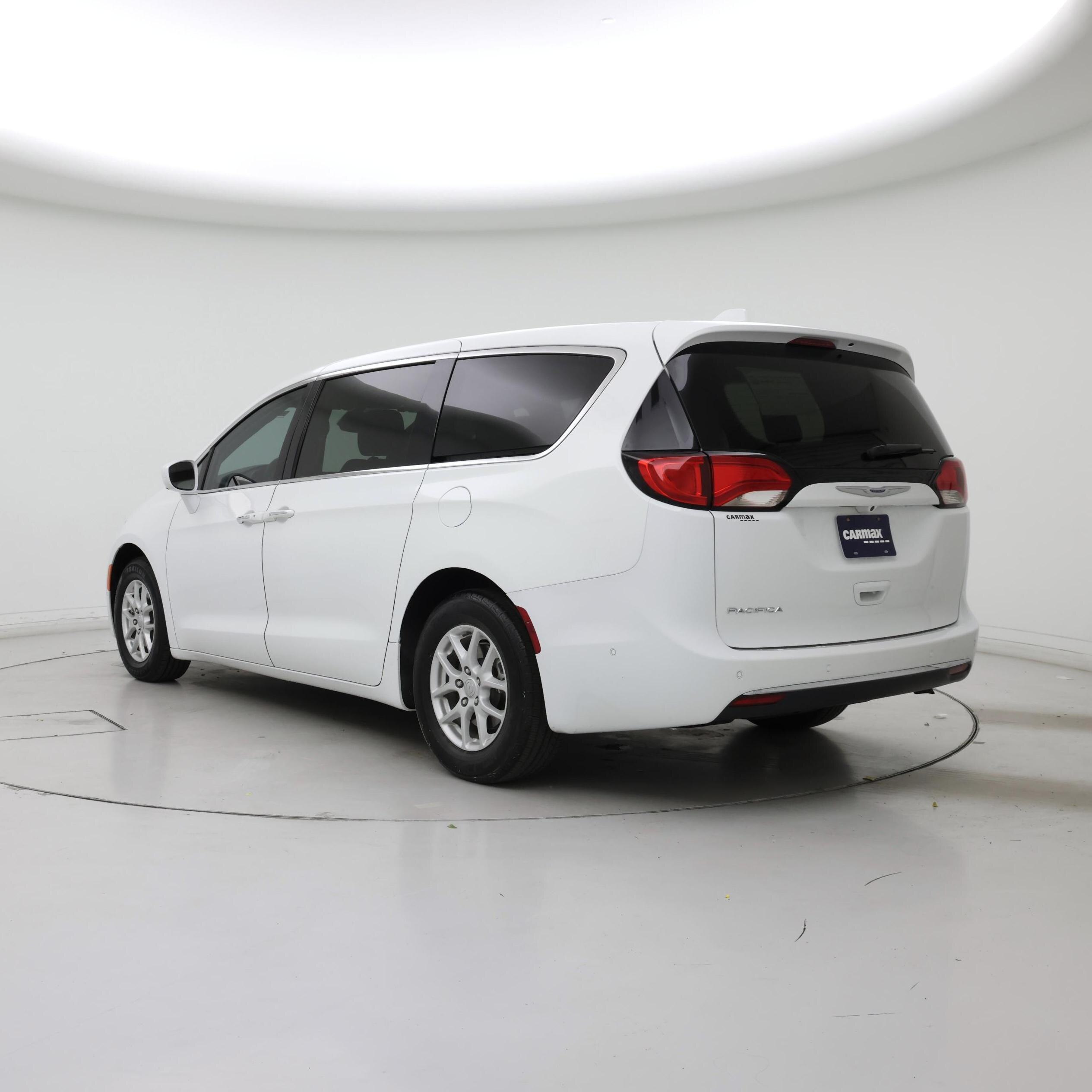 Thumbnail: 2020 Chrysler Pacifica - 2