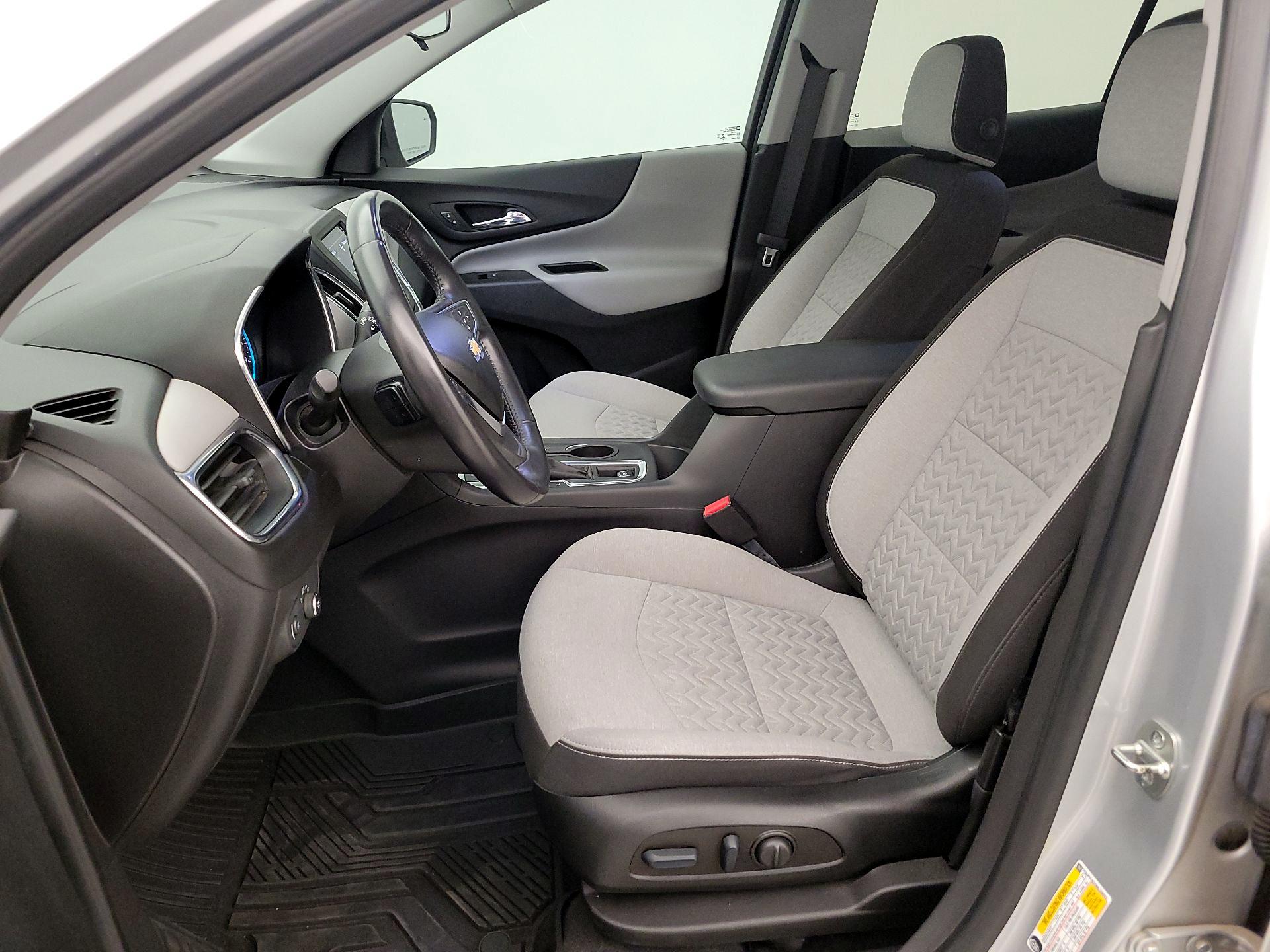 Thumbnail: 2022 Chevrolet Equinox - 11