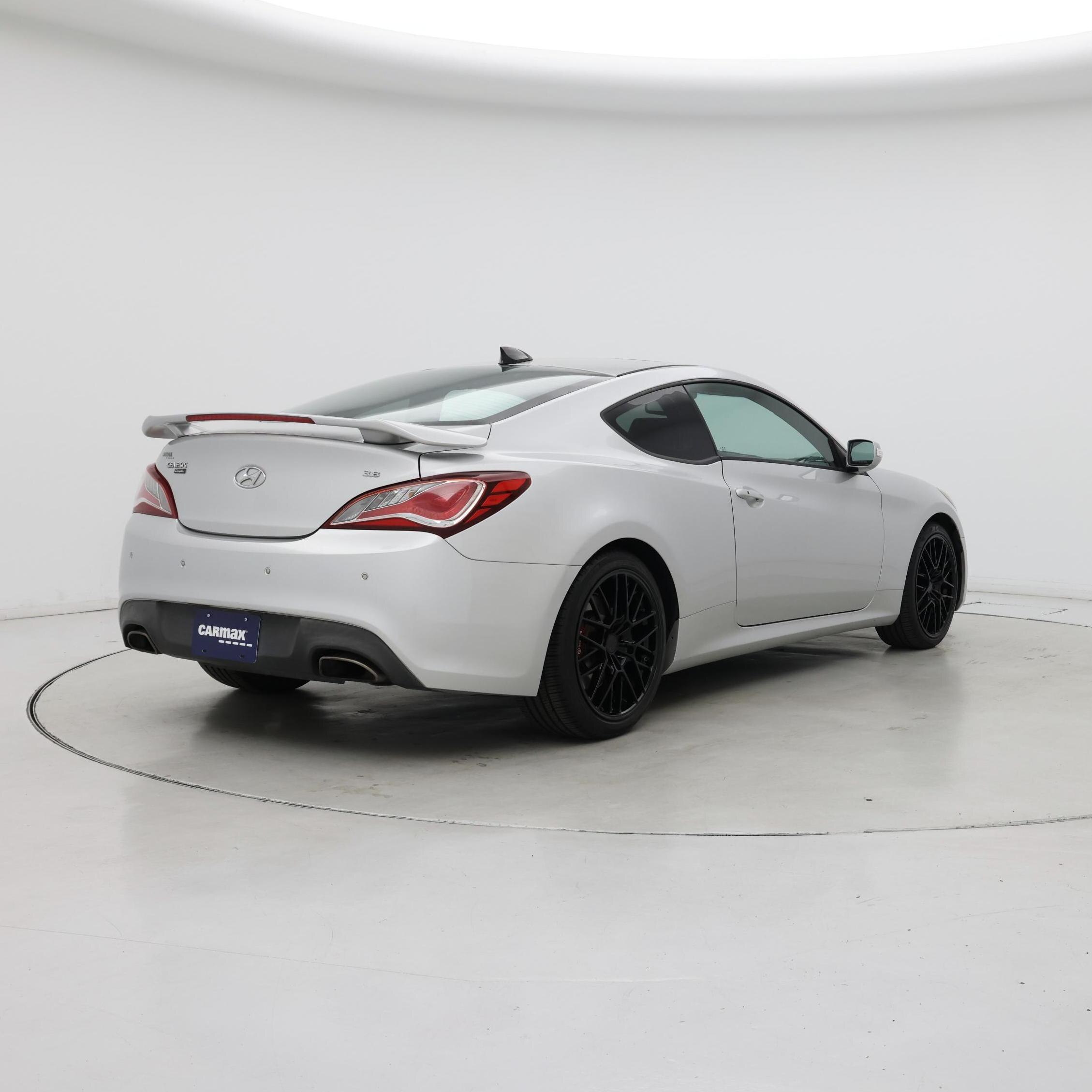 Thumbnail: 2016 Hyundai Genesis - 8
