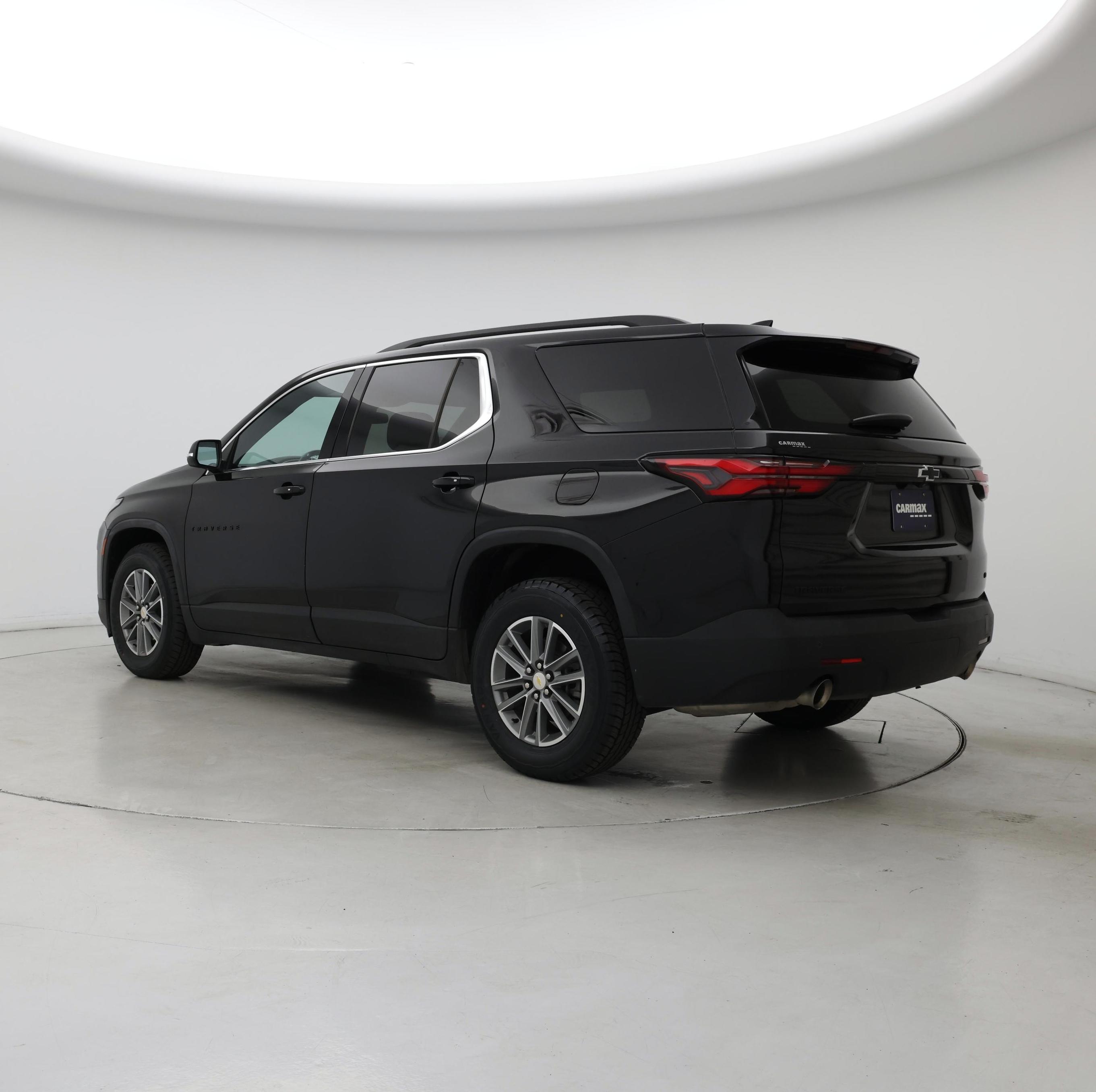 Thumbnail: 2022 Chevrolet Traverse - 2