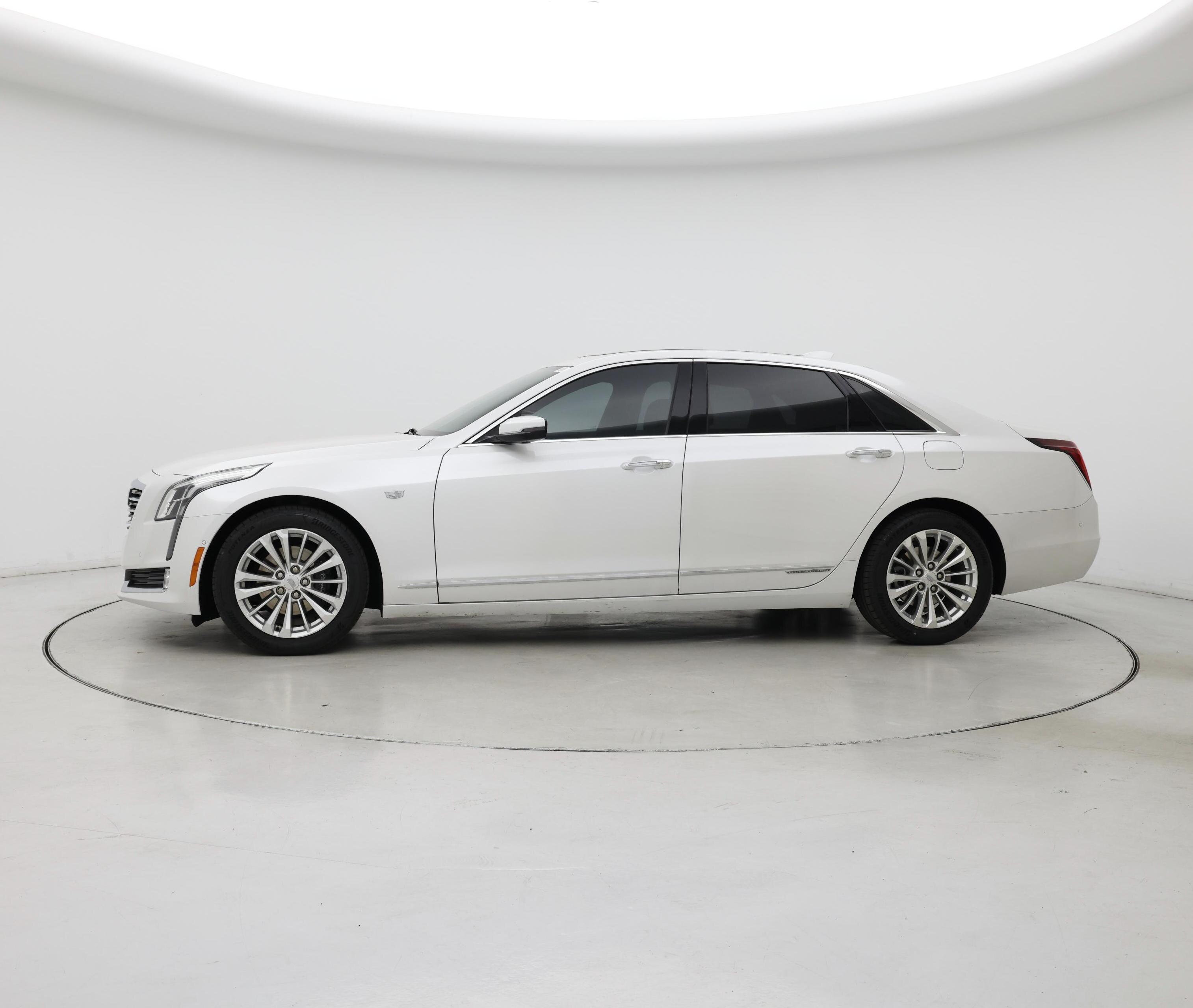 Thumbnail: 2017 Cadillac CT6 - 3