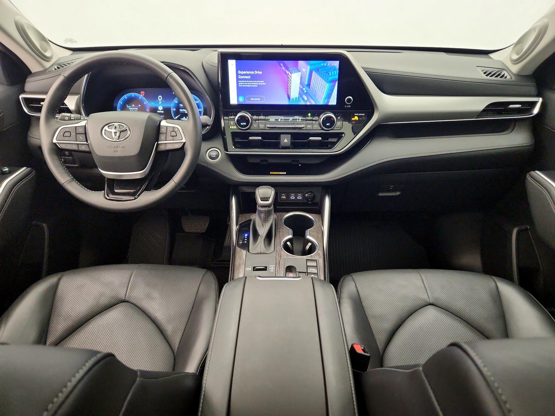 Thumbnail: 2024 Toyota Highlander - 9