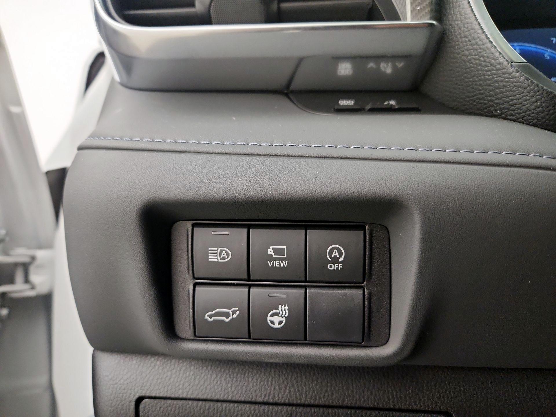 Thumbnail: 2024 Toyota Highlander - 13
