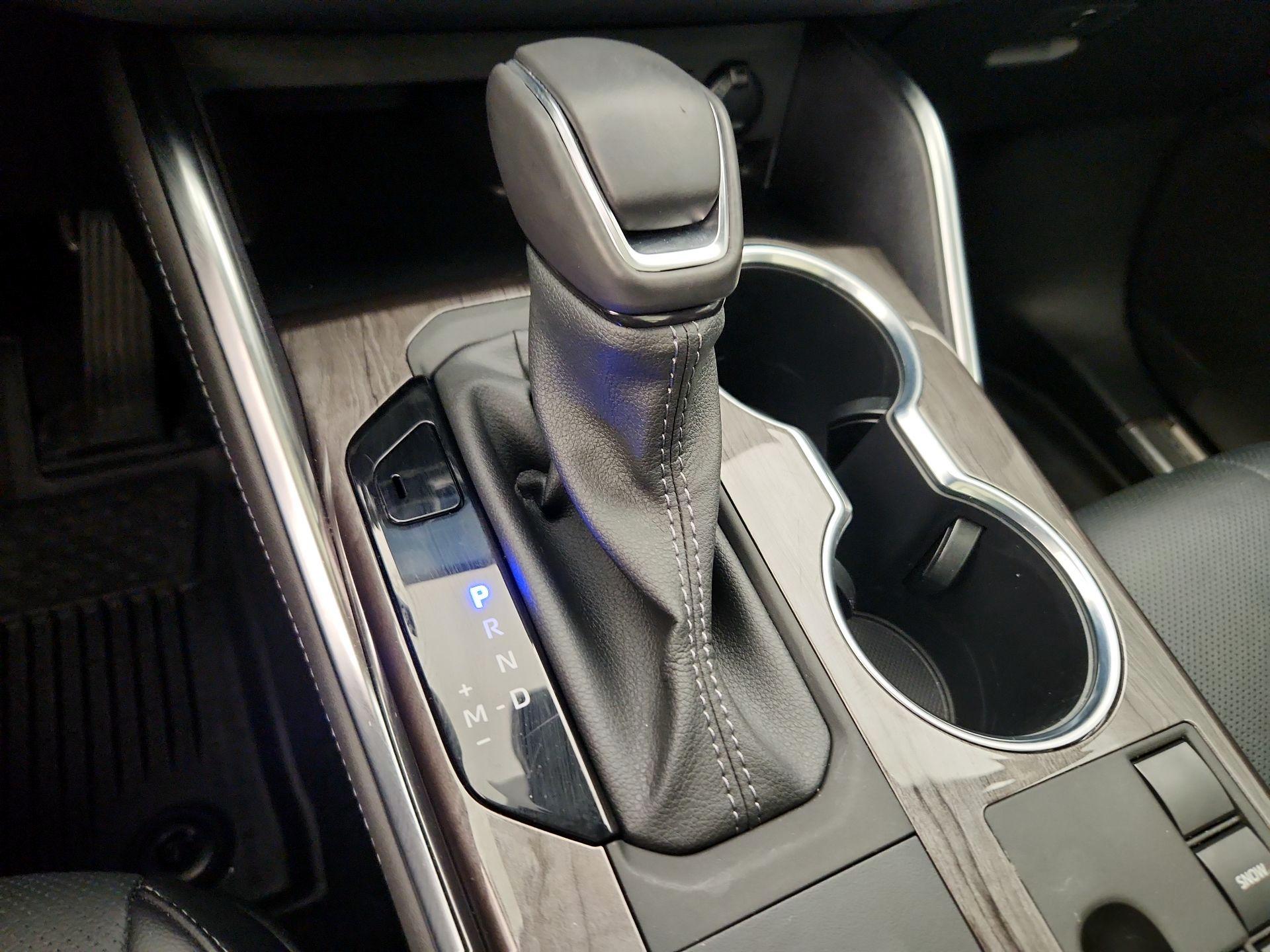 Thumbnail: 2024 Toyota Highlander - 17