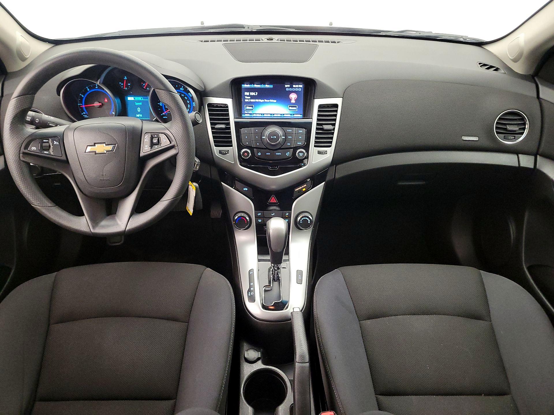 Thumbnail: 2016 Chevrolet Cruze - 9