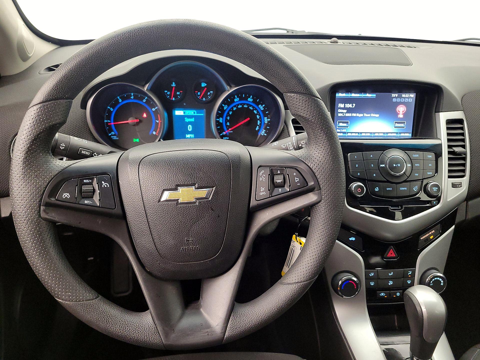 Thumbnail: 2016 Chevrolet Cruze - 10