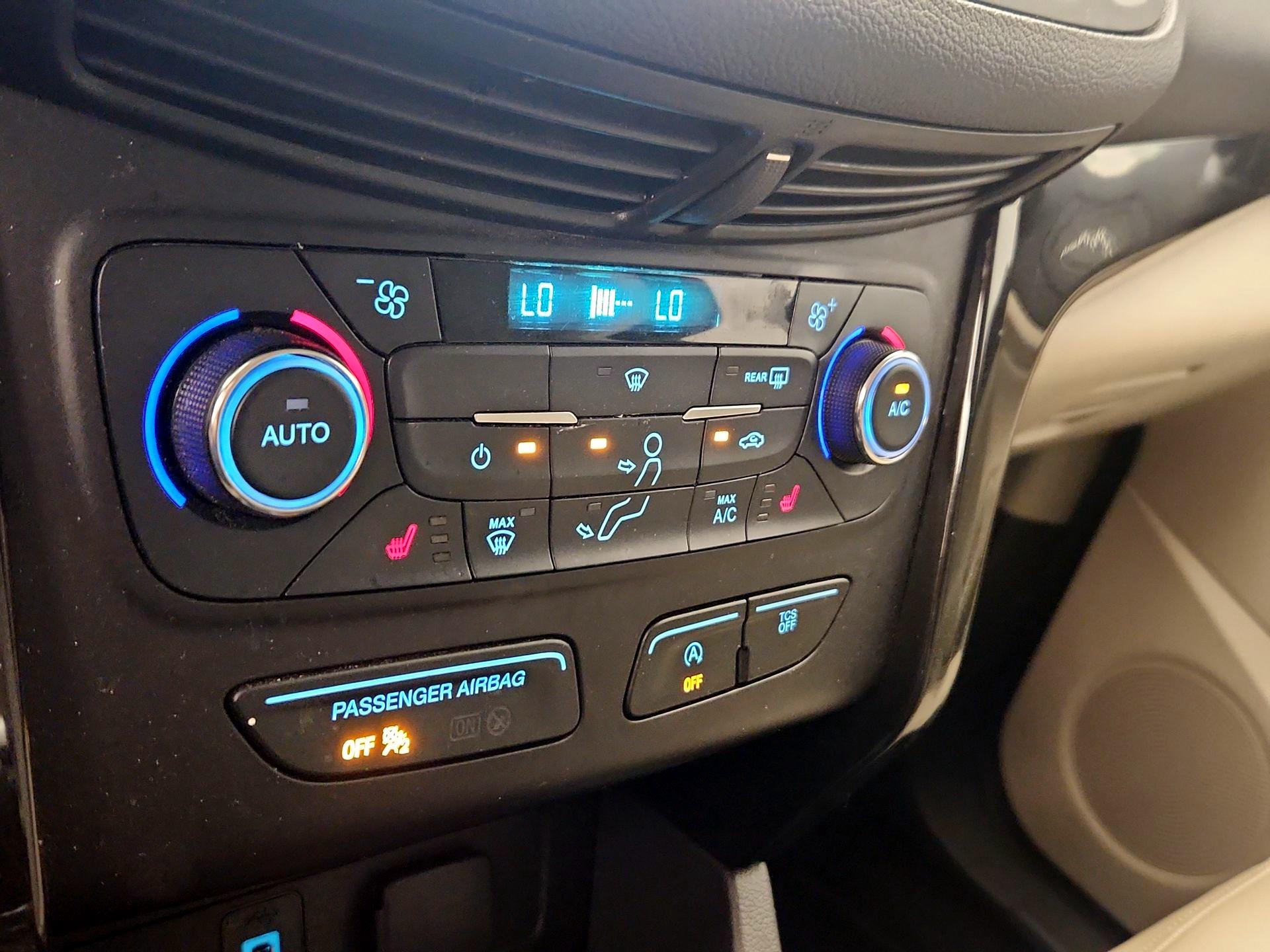Thumbnail: 2017 Ford Escape - 17