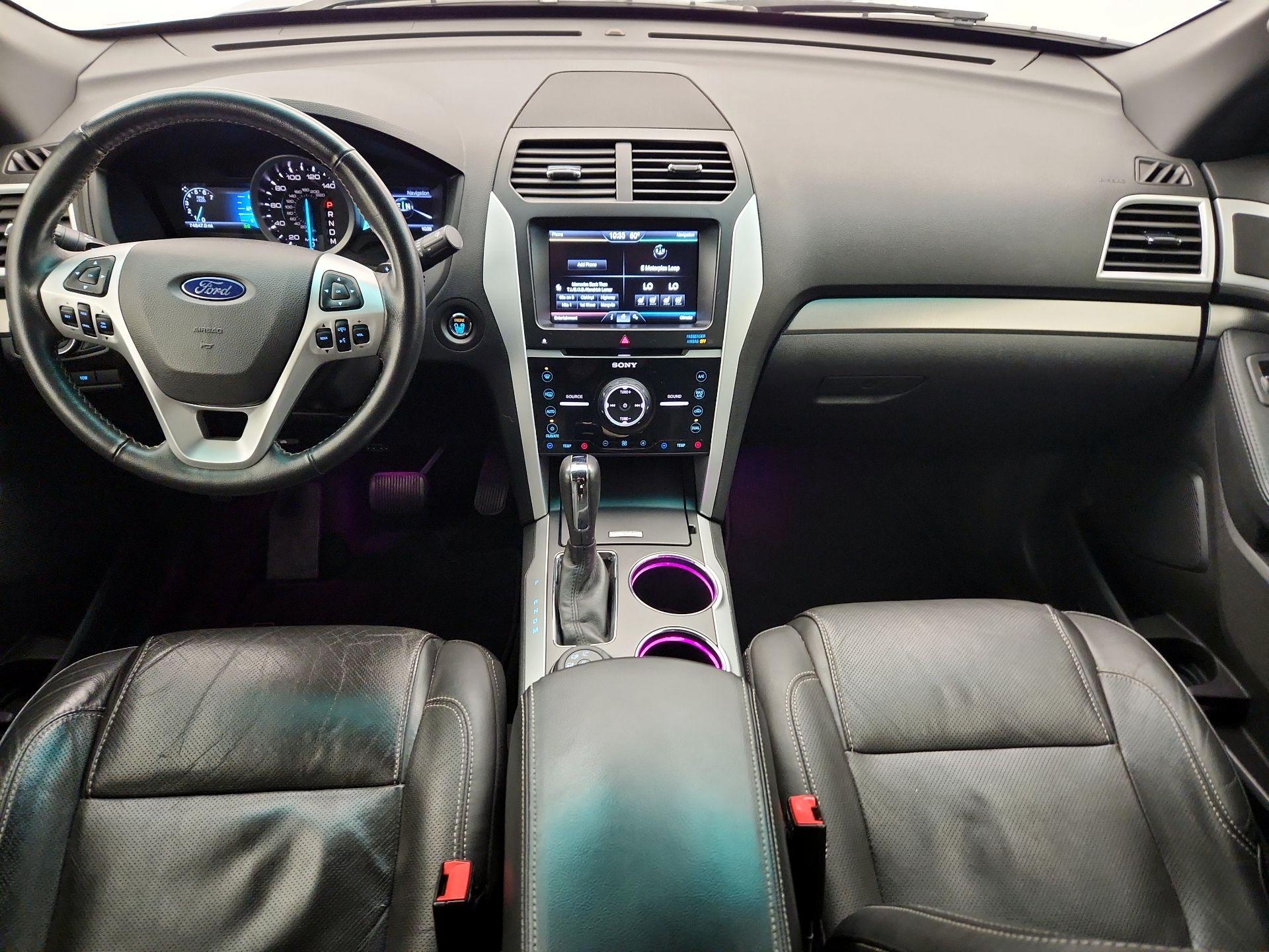 Thumbnail: 2014 Ford Explorer - 9