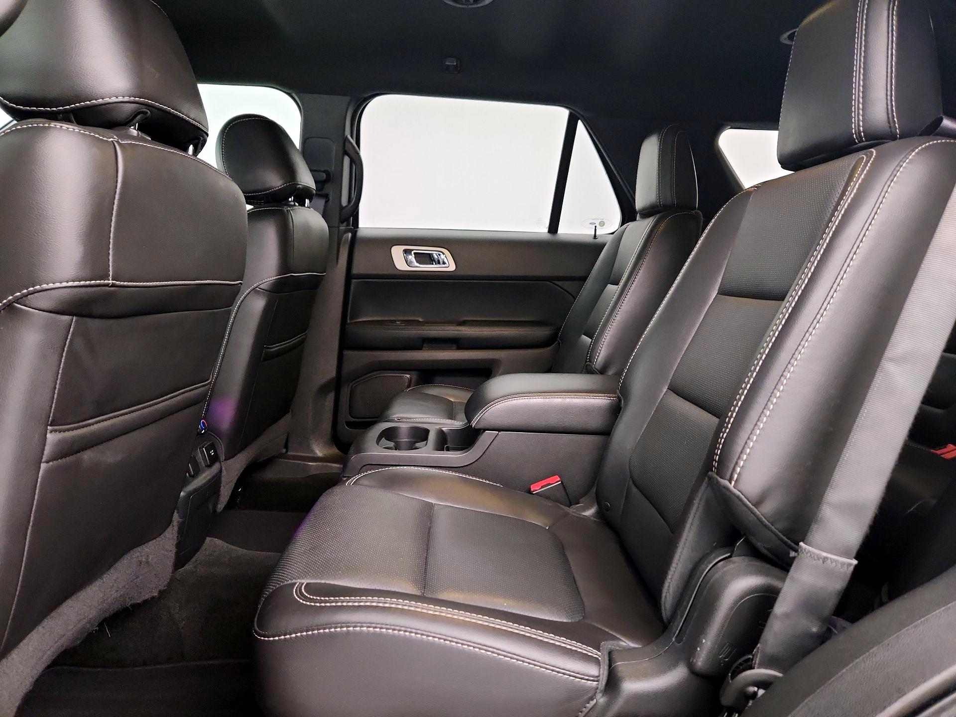 Thumbnail: 2014 Ford Explorer - 20