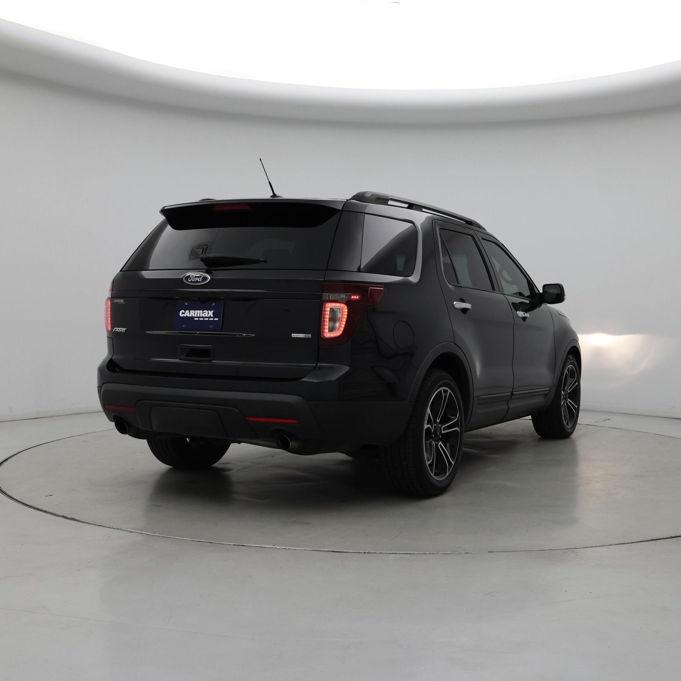 Thumbnail: 2014 Ford Explorer - 8