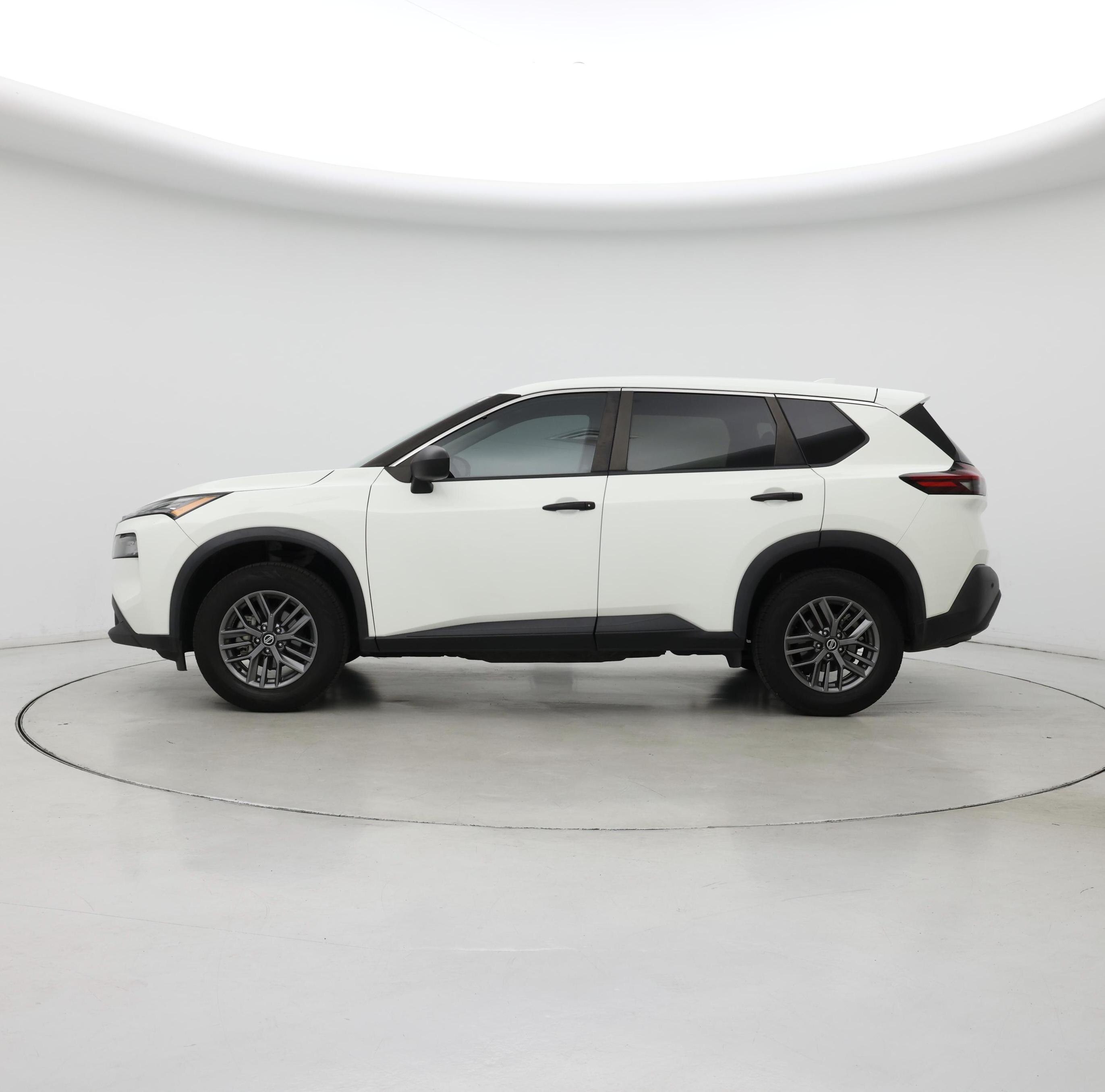Thumbnail: 2021 Nissan Rogue - 3
