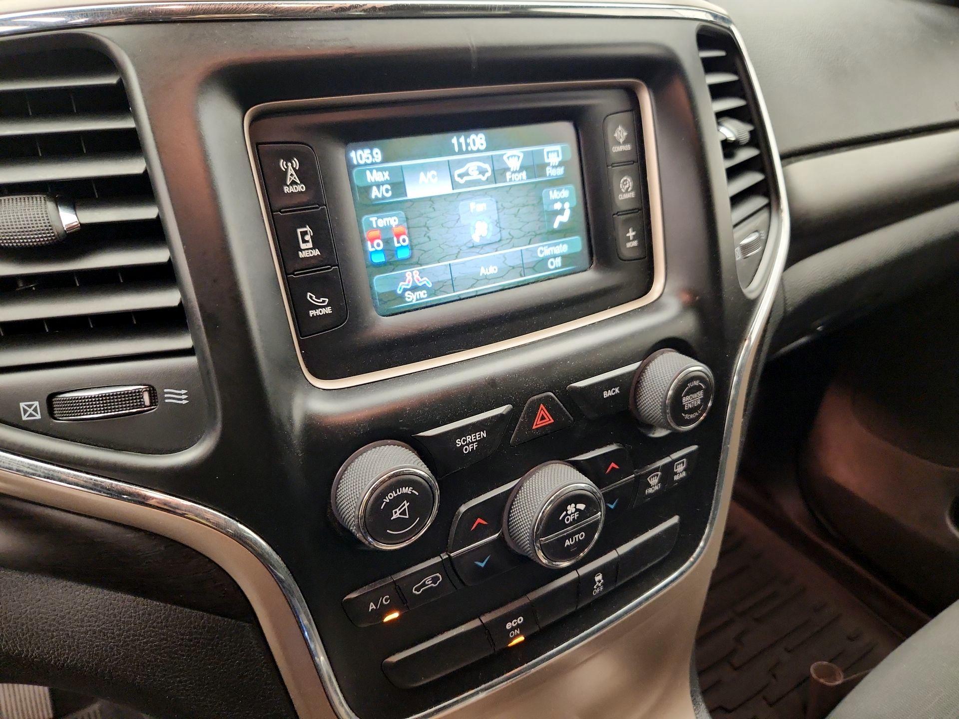 Thumbnail: 2015 Jeep Grand Cherokee - 15