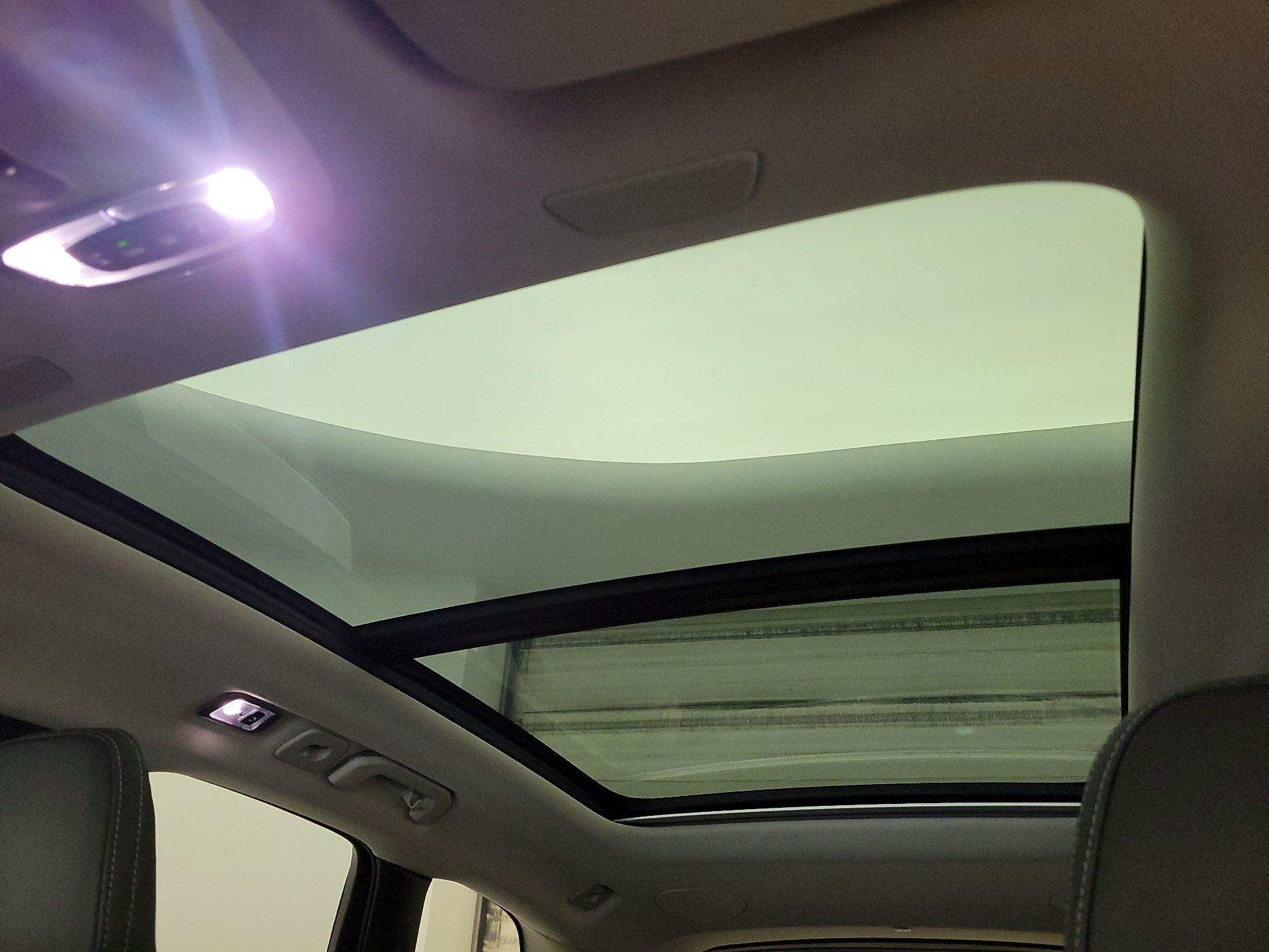 Thumbnail: 2021 Volvo XC60 - 20