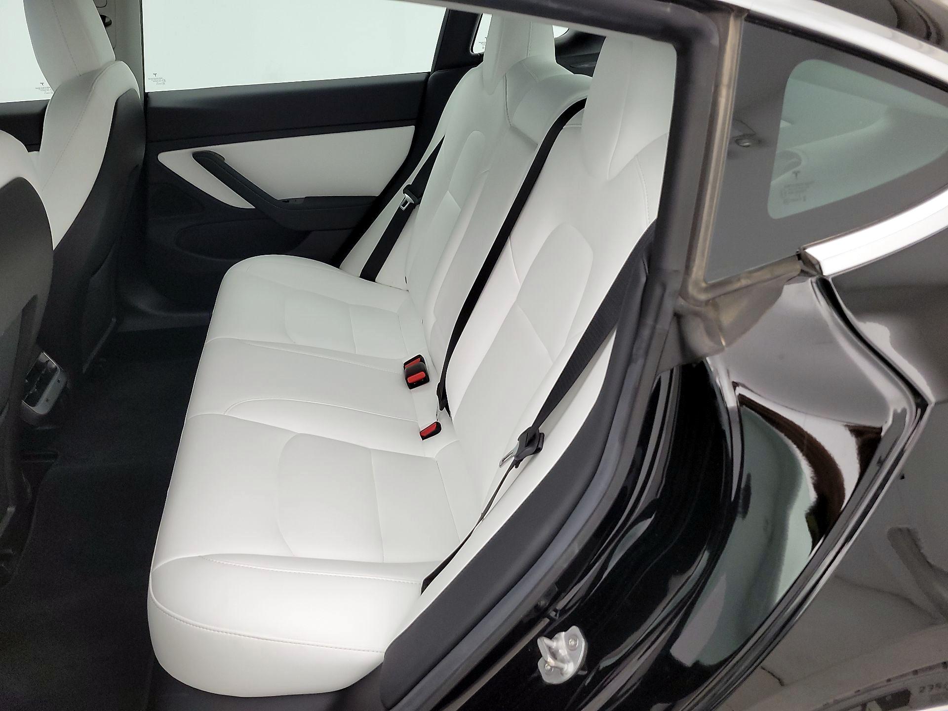 Thumbnail: 2019 Tesla Model 3 - 19