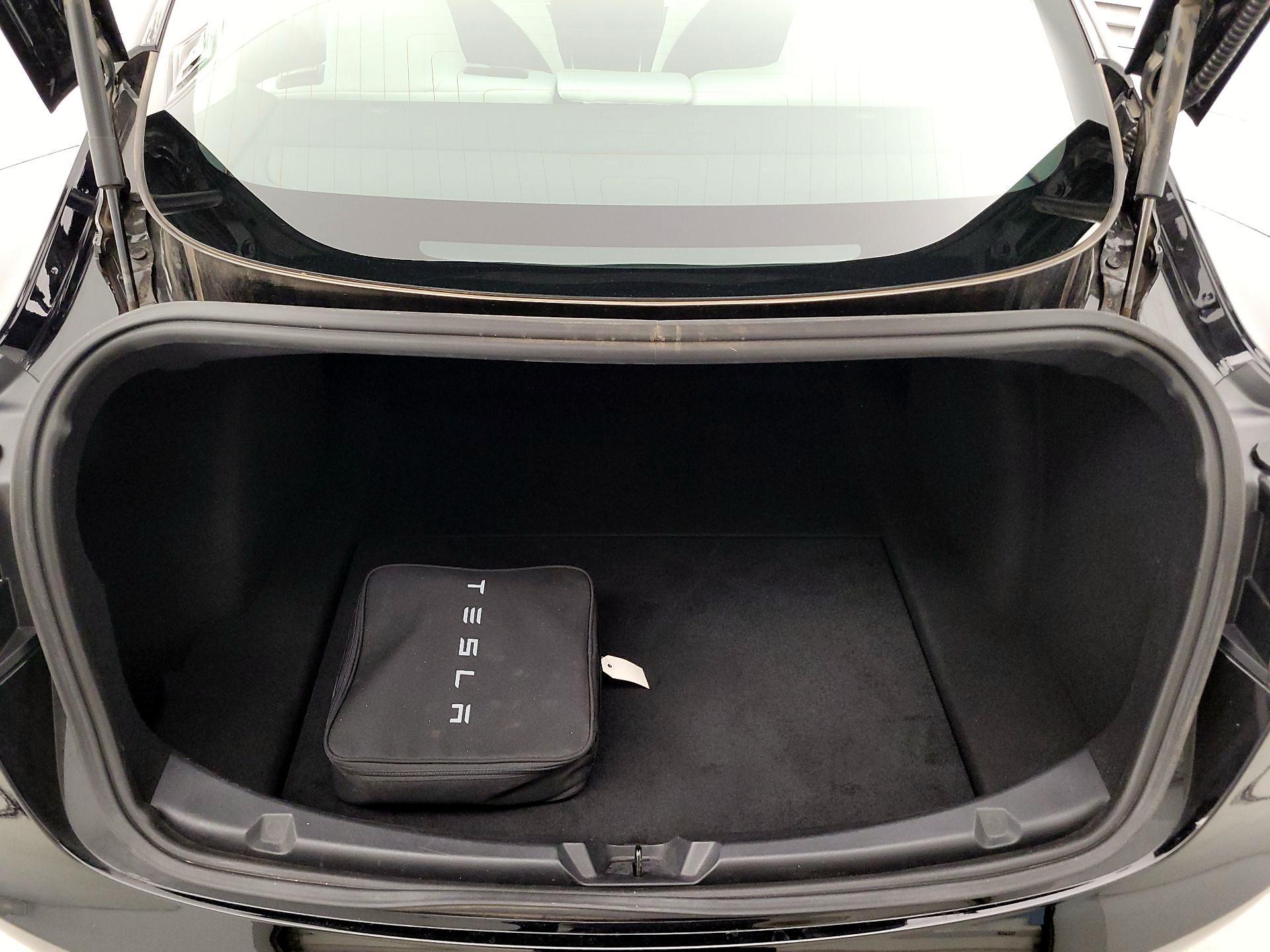 Thumbnail: 2019 Tesla Model 3 - 20