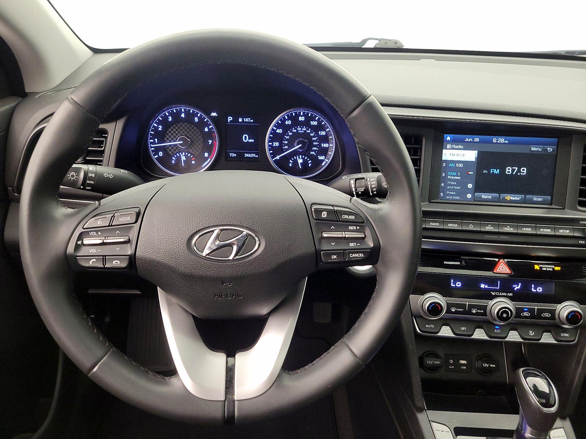 Thumbnail: 2020 Hyundai Elantra - 10