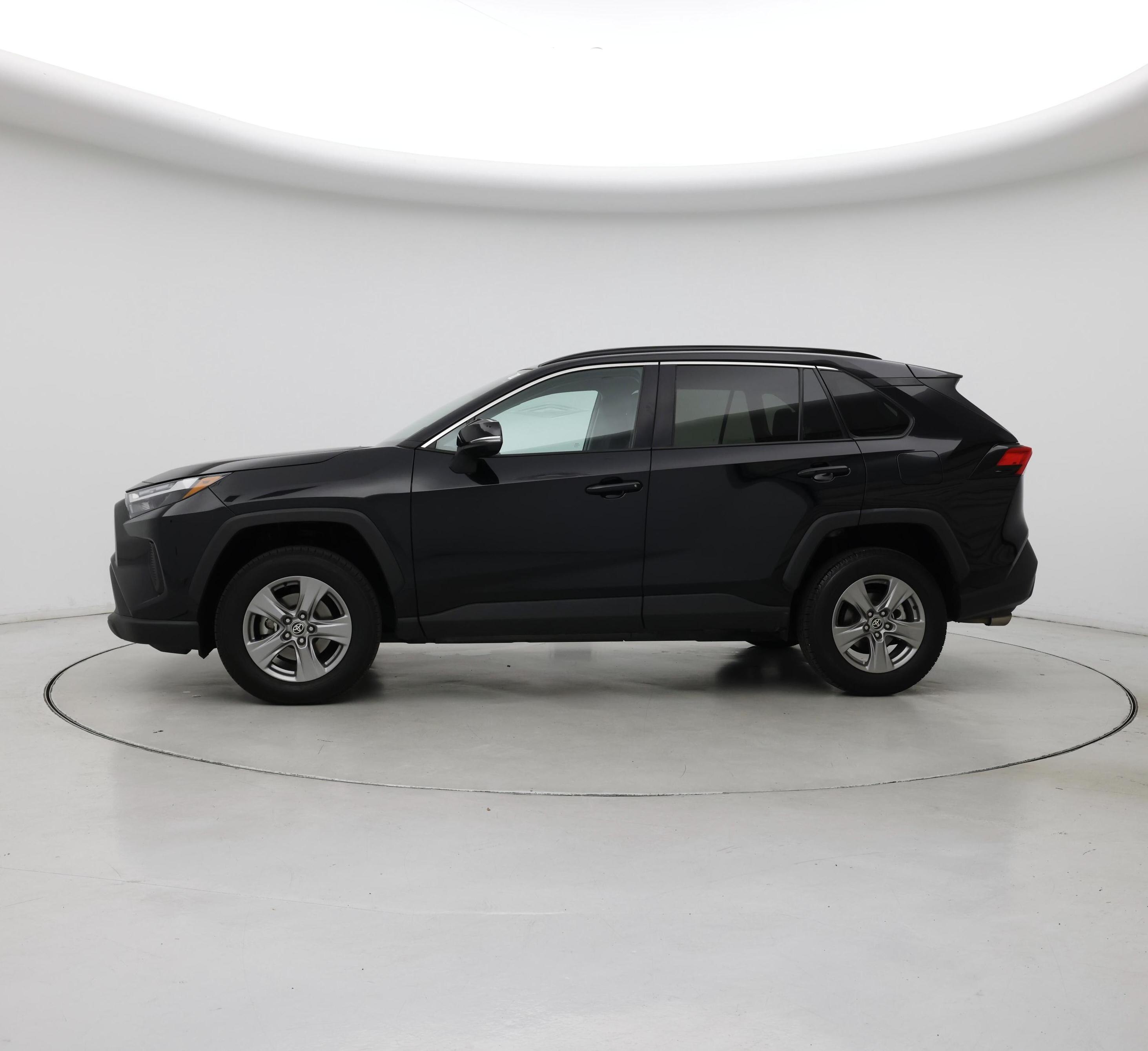 Thumbnail: 2024 Toyota RAV4 - 3