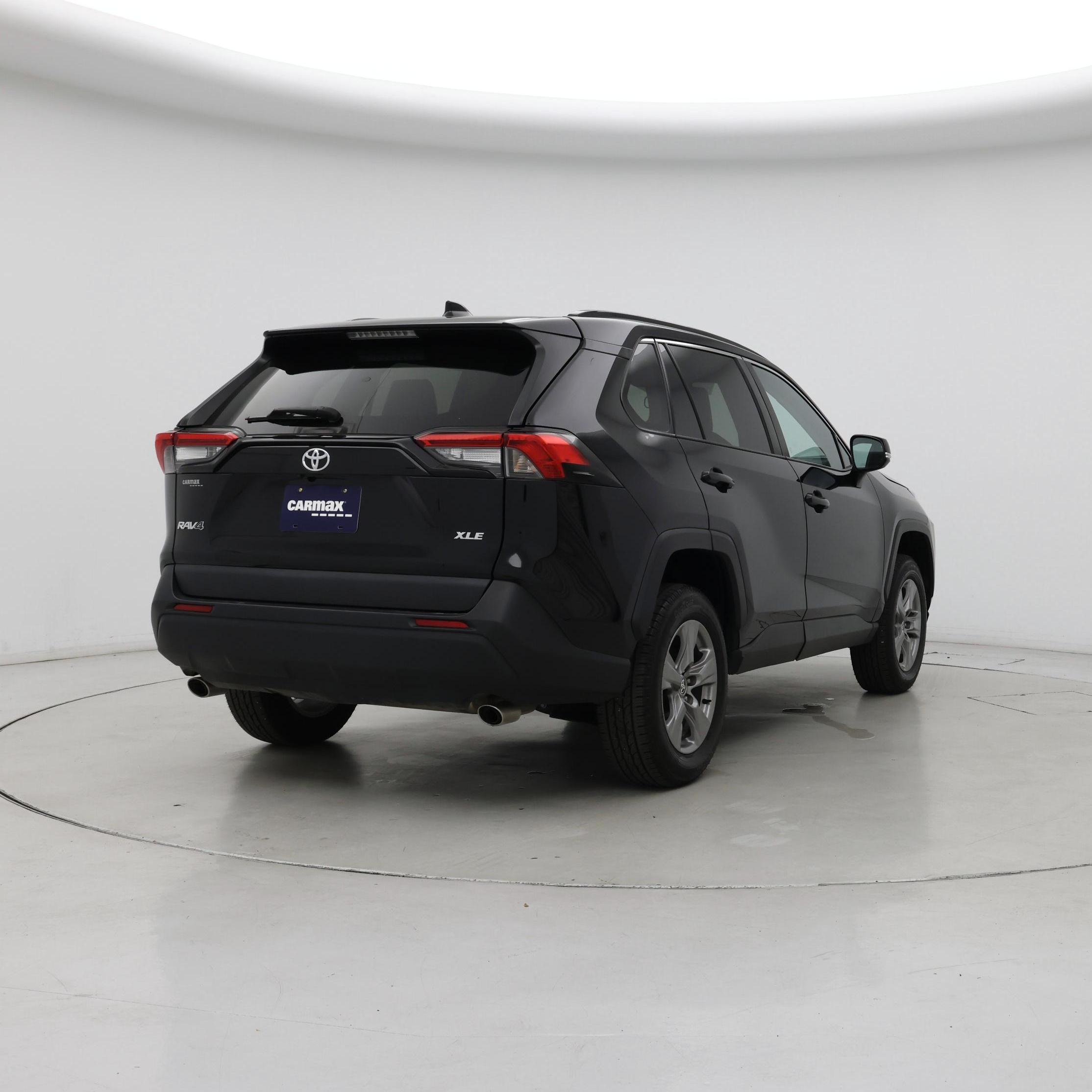Thumbnail: 2024 Toyota RAV4 - 8