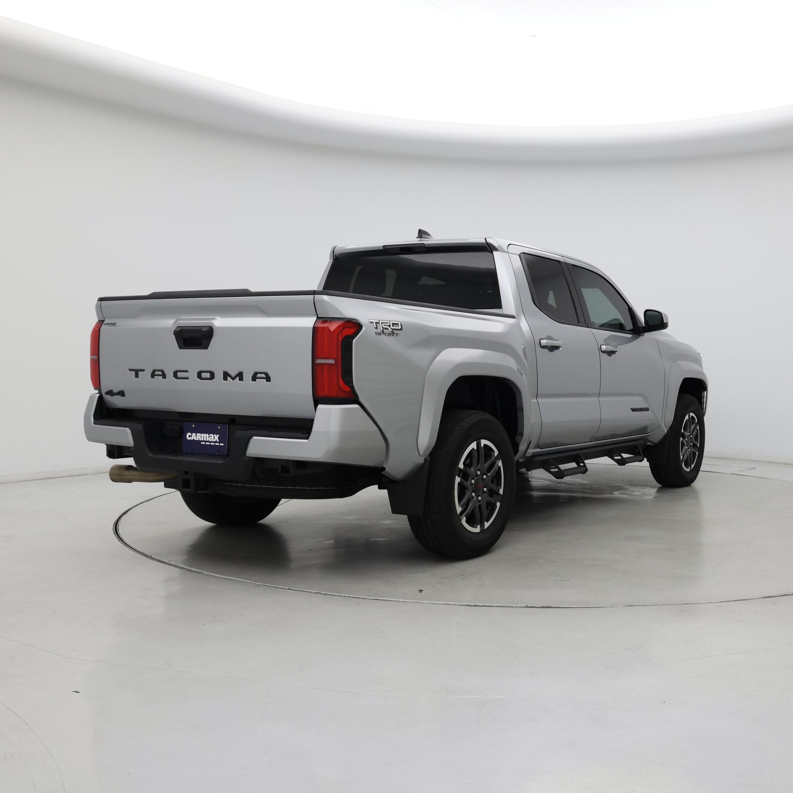 Thumbnail: 2024 Toyota Tacoma - 8