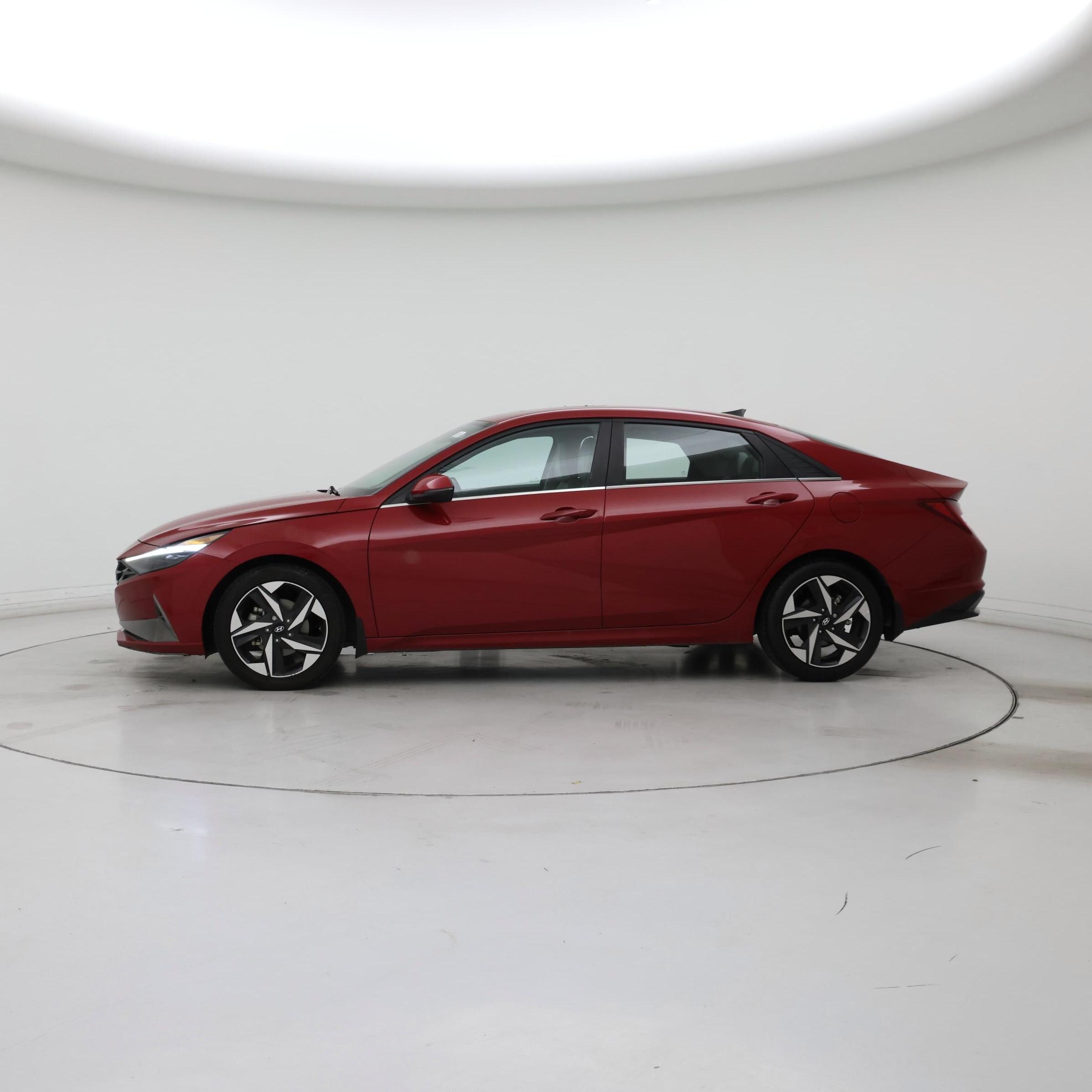 Thumbnail: 2022 Hyundai Elantra - 3