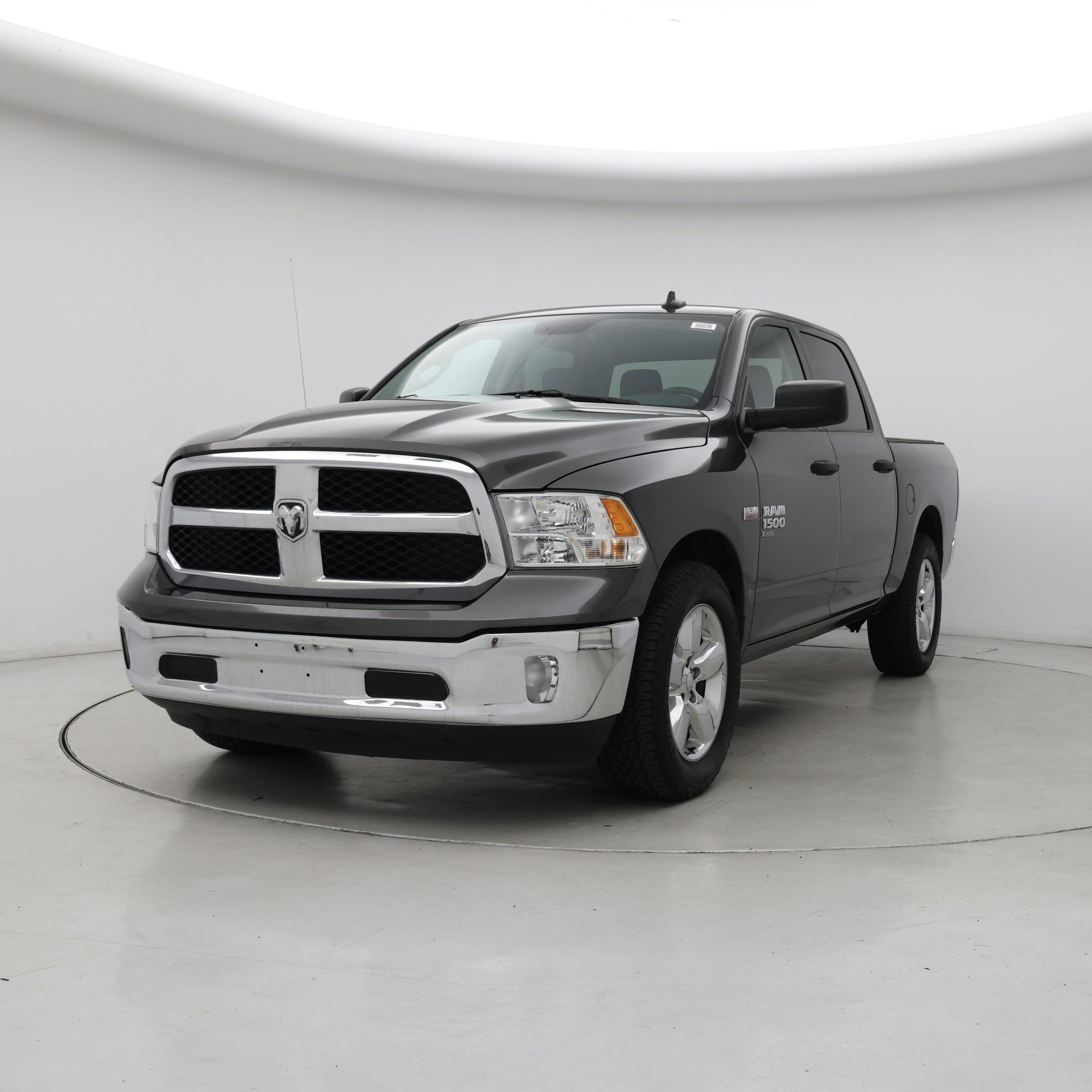 Thumbnail: 2022 RAM 1500 Classic - 4