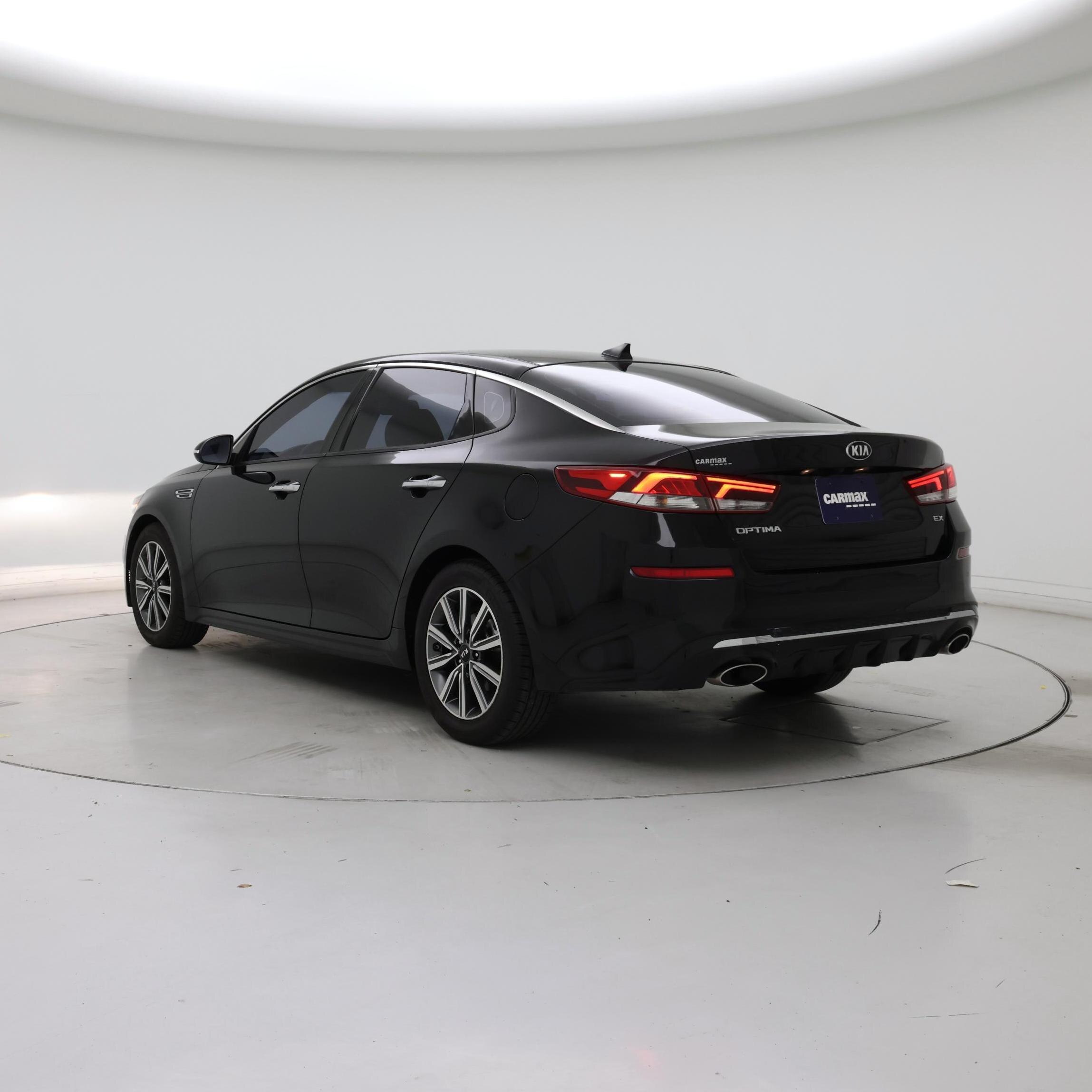 Thumbnail: 2020 Kia Optima - 2