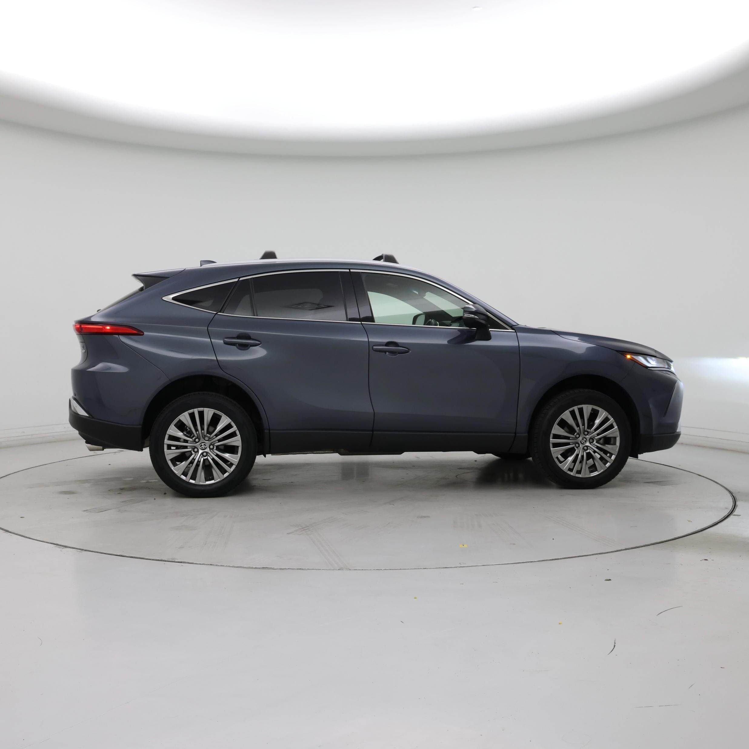 Thumbnail: 2022 Toyota Venza - 7