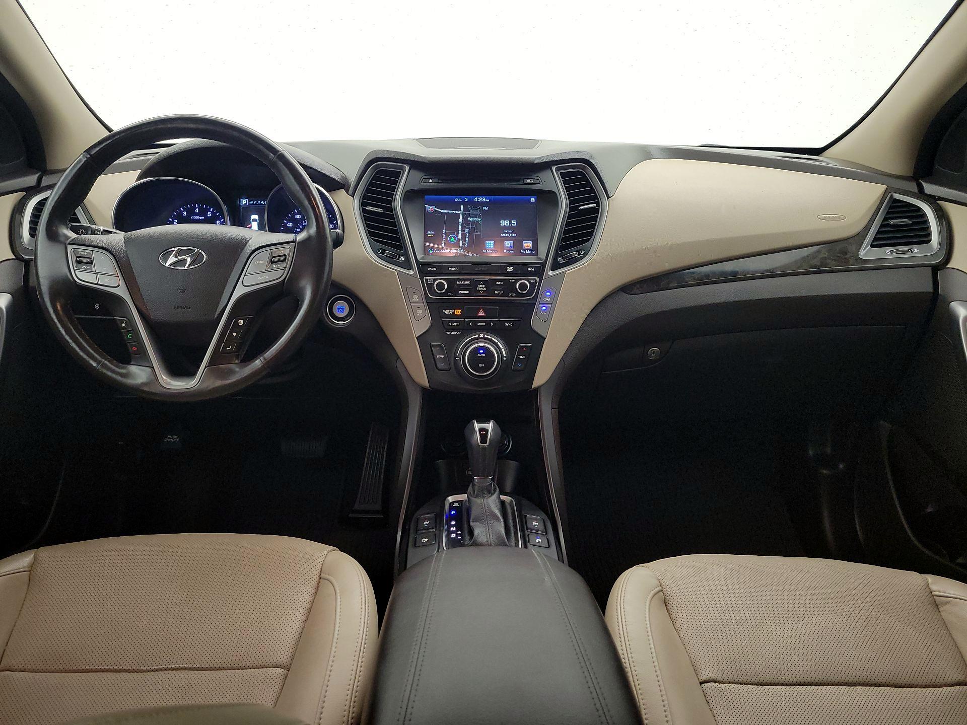 Thumbnail: 2017 Hyundai Santa Fe - 9