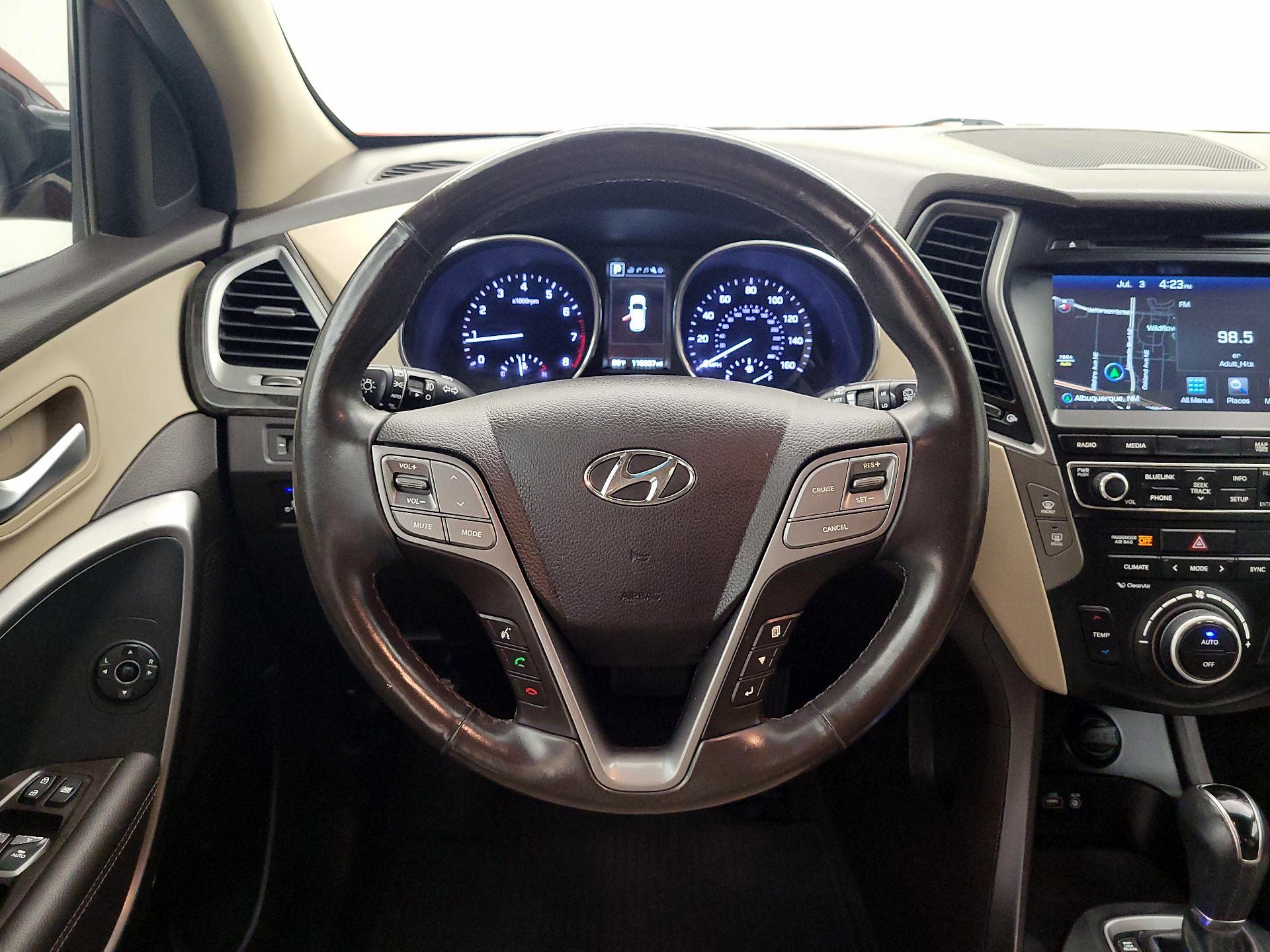 Thumbnail: 2017 Hyundai Santa Fe - 10